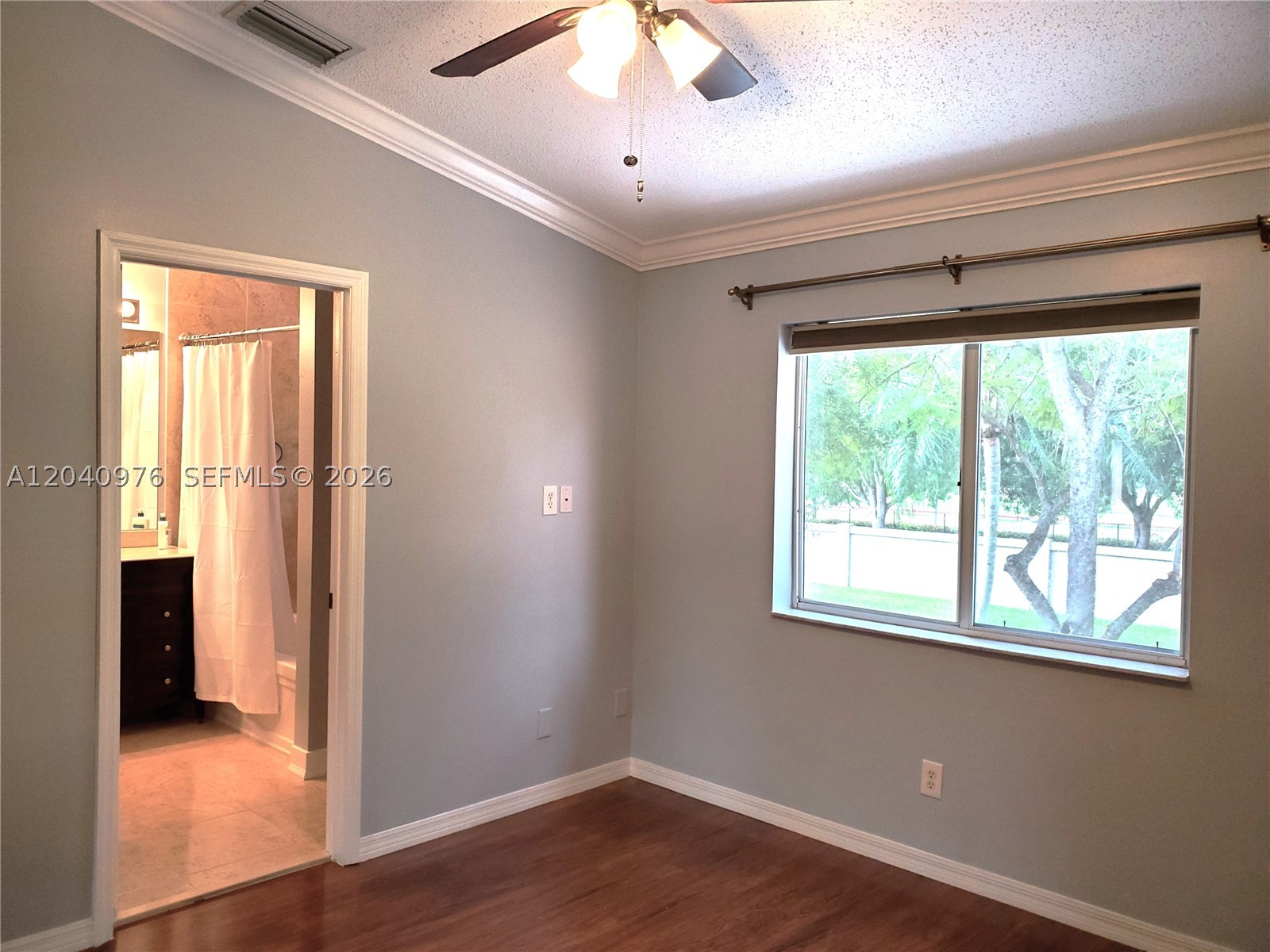MALIBU BAY - Residential Lease