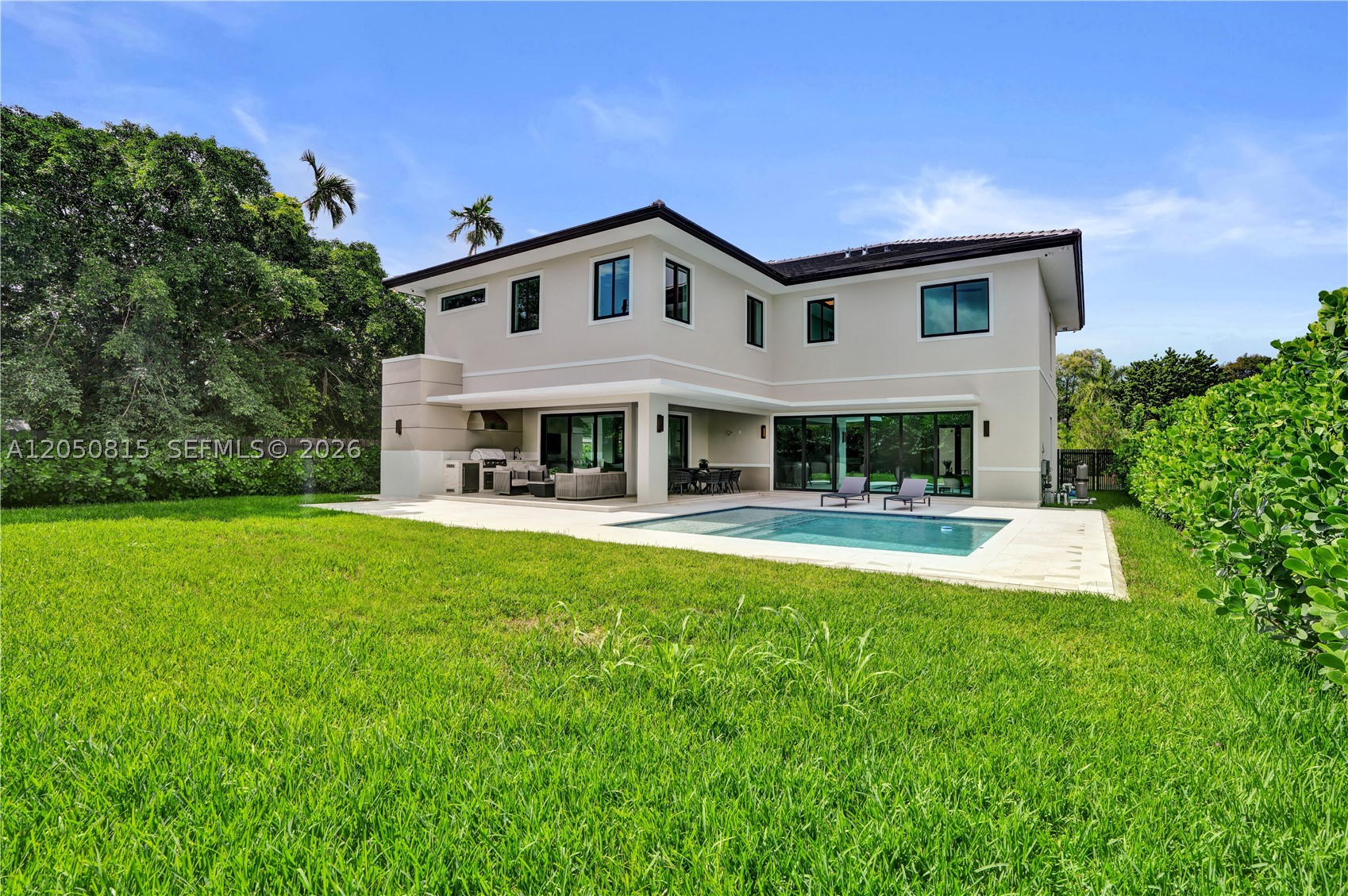 GROVES EXTENSION - Residential