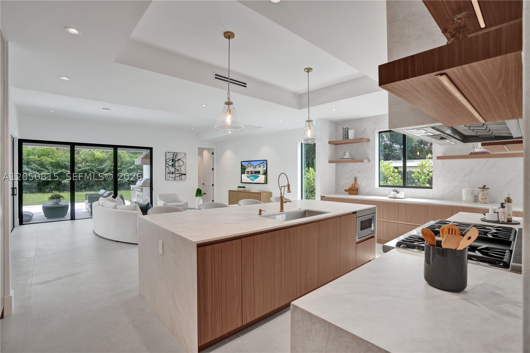 GROVES EXTENSION - Residential
