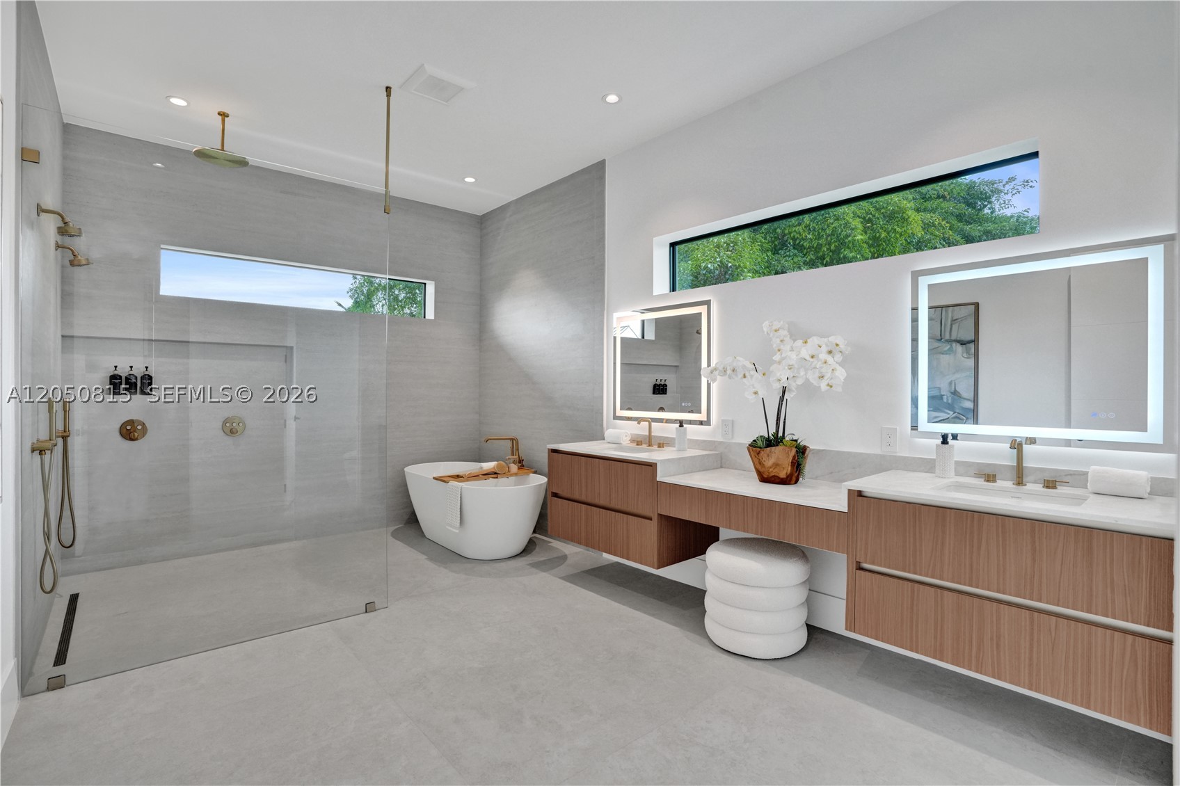 GROVES EXTENSION - Residential