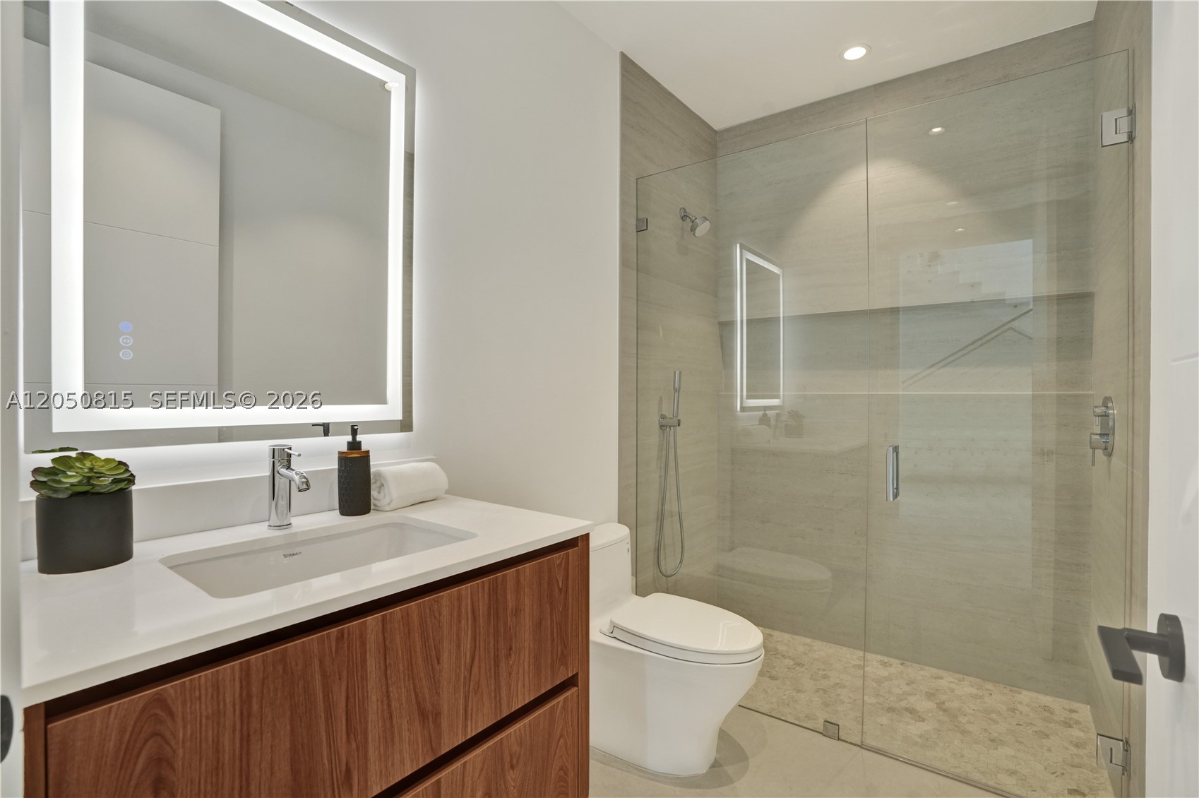 GROVES EXTENSION - Residential