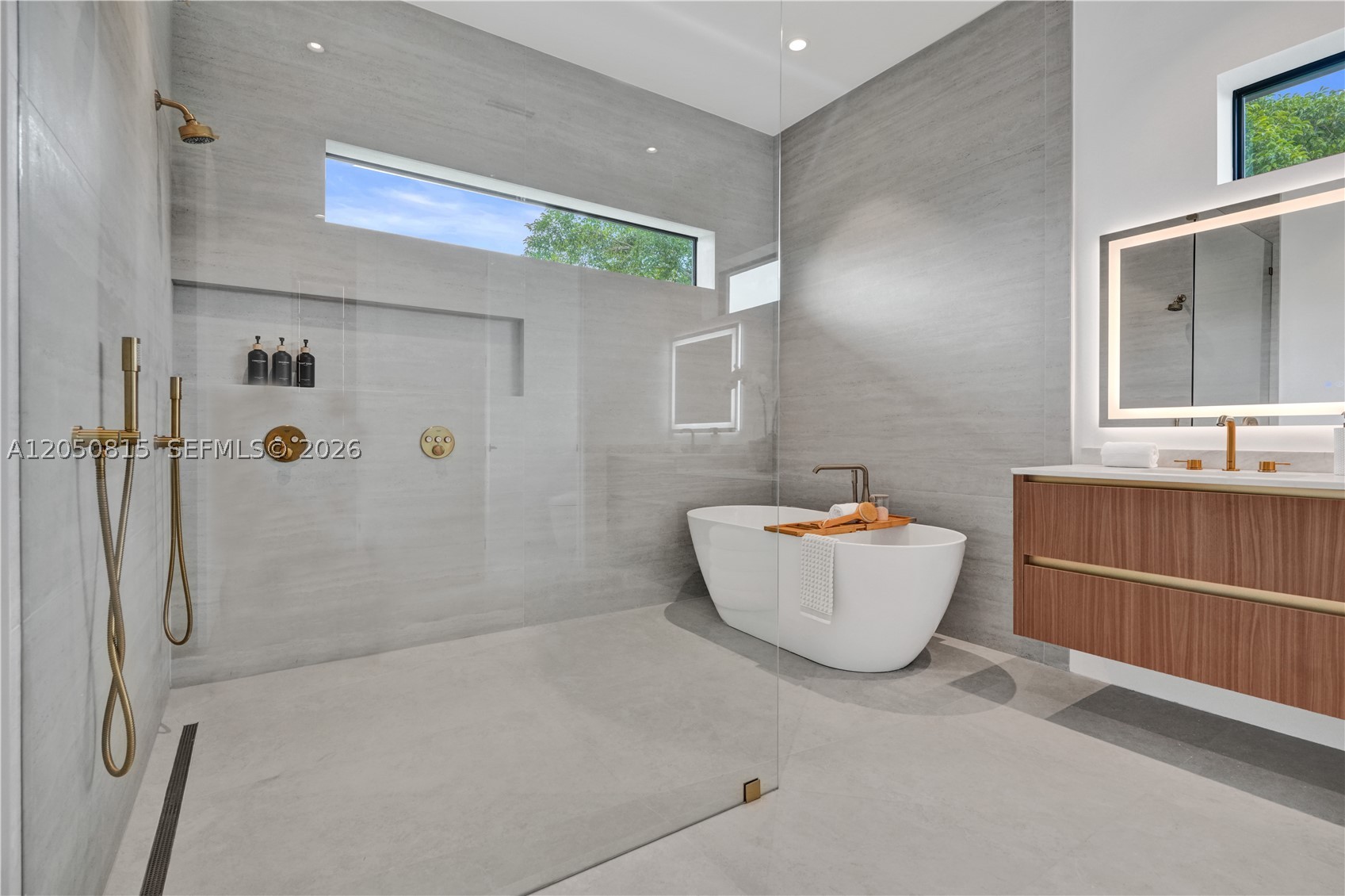 GROVES EXTENSION - Residential