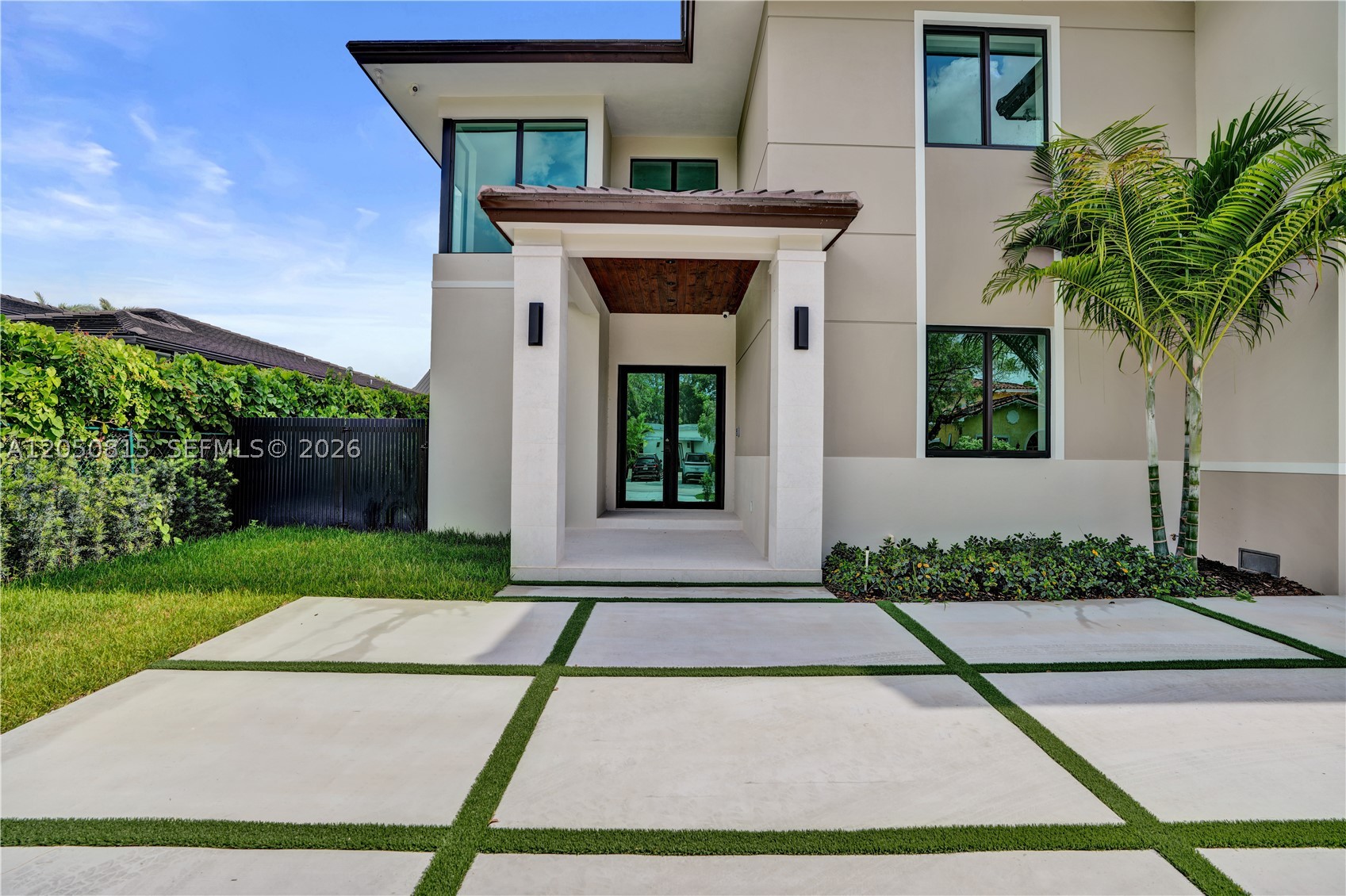 GROVES EXTENSION - Residential