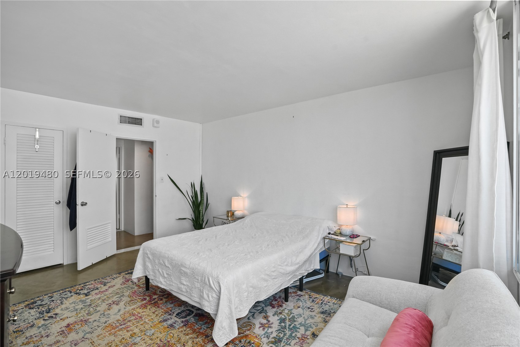 MIRADOR 1200 CONDO - Residential