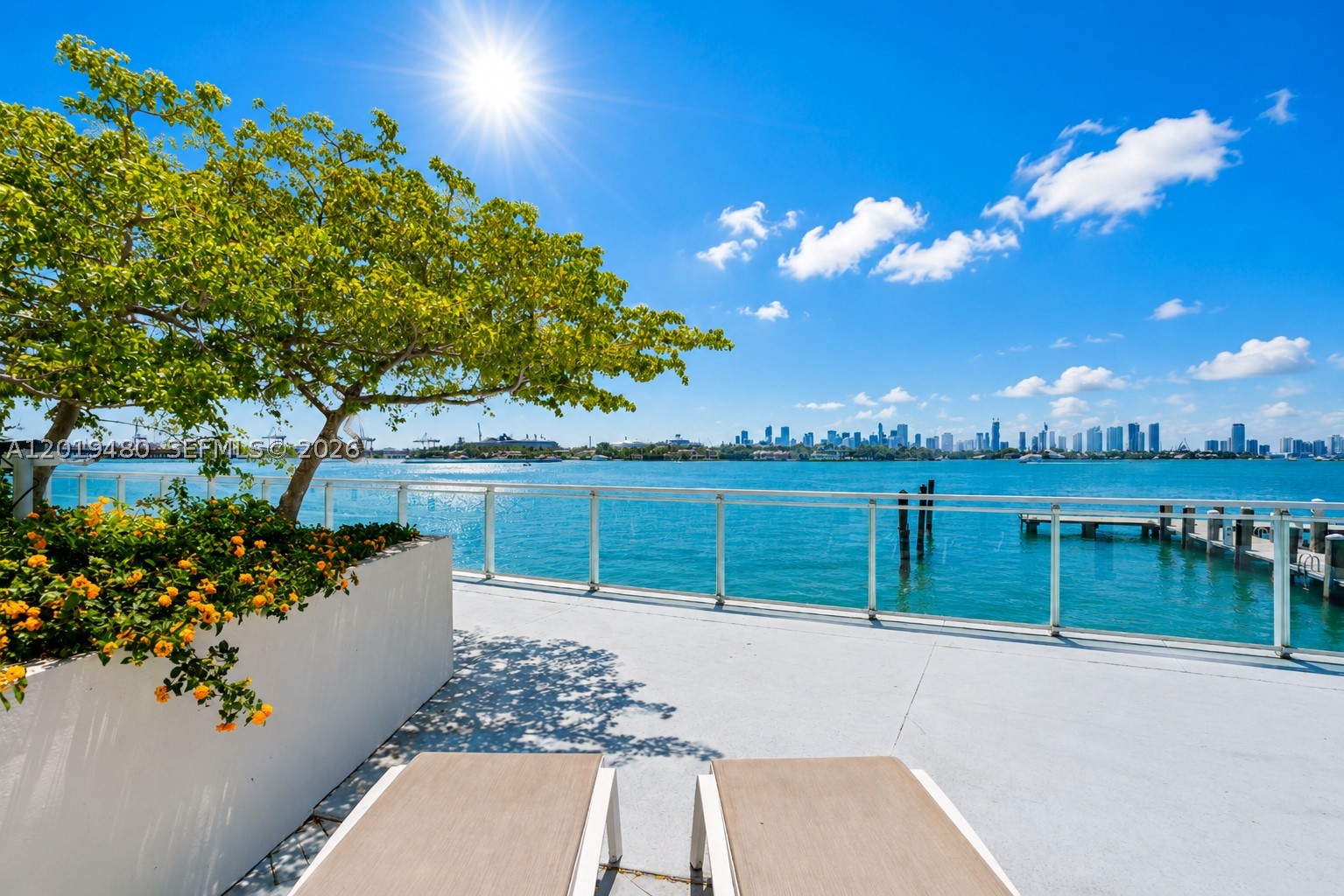 MIRADOR 1200 CONDO - Residential