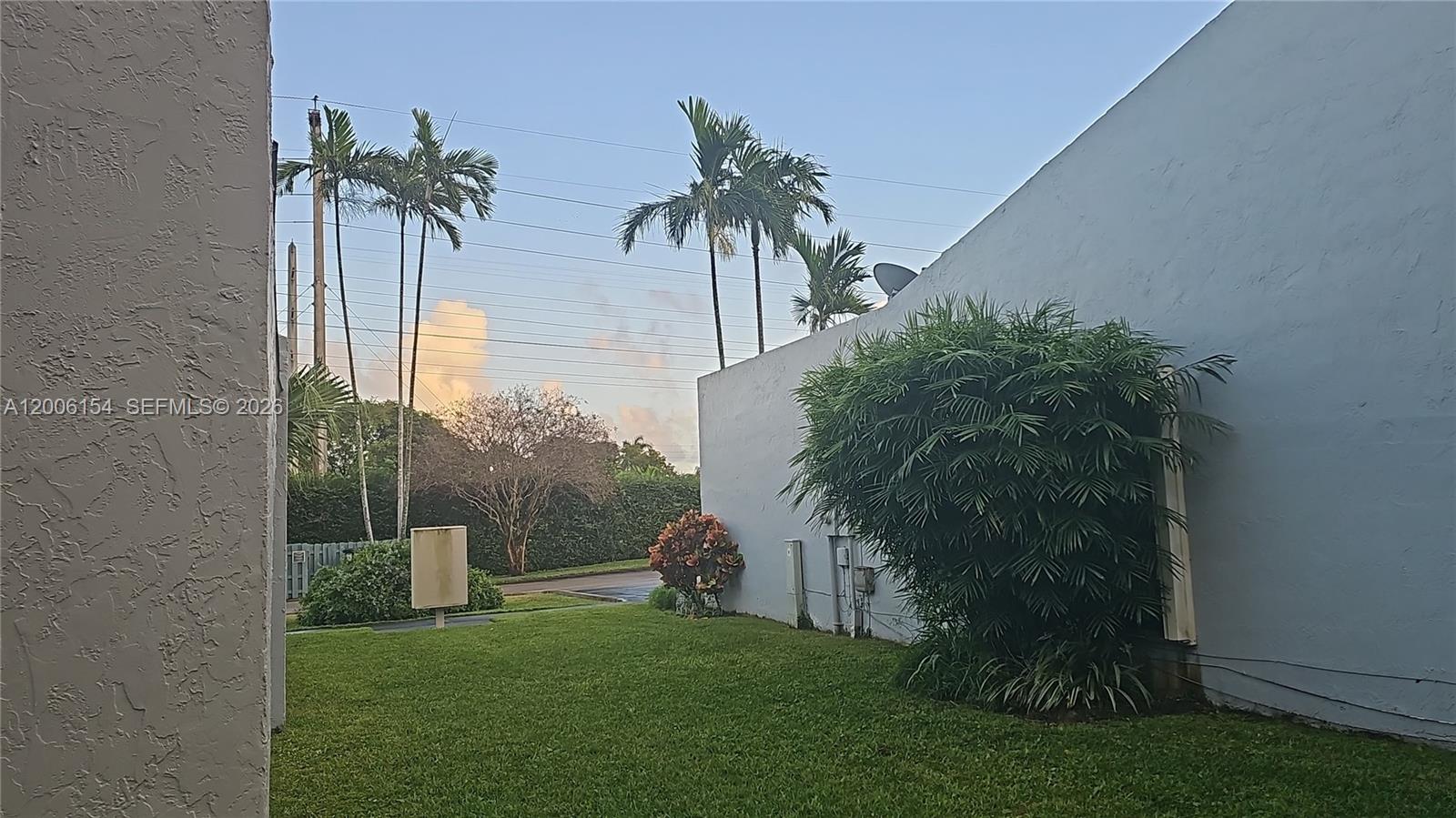 WESTVIEW CONDOMINIUM NO N - Residential