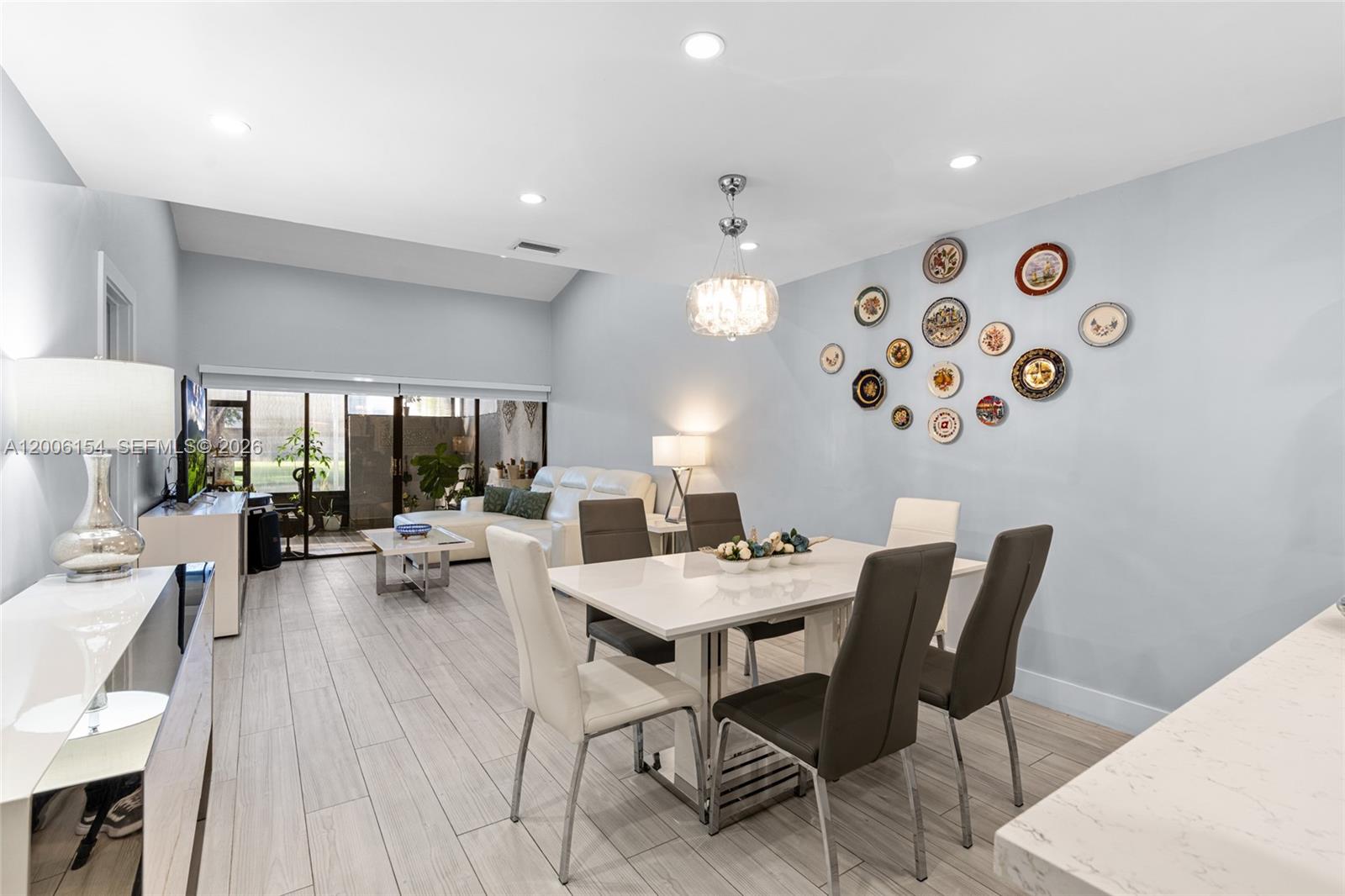 WESTVIEW CONDOMINIUM NO N - Residential