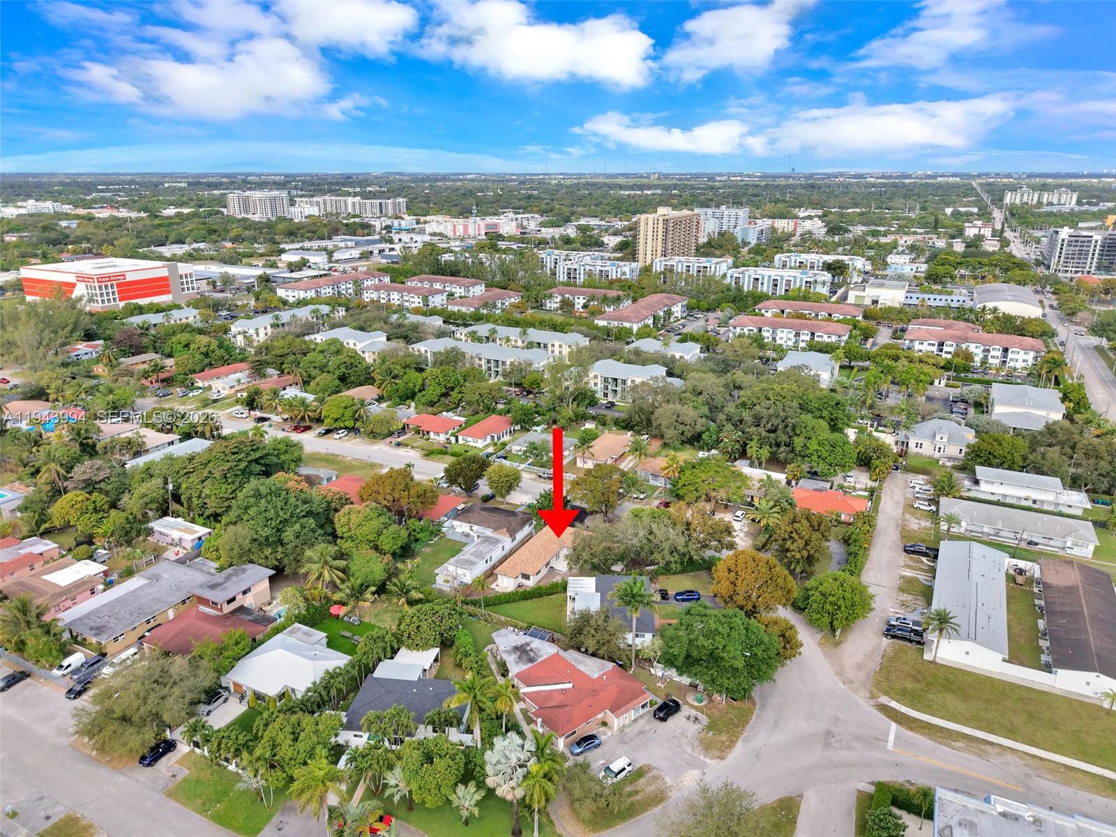 BISCAYNE COURT - Residential Income