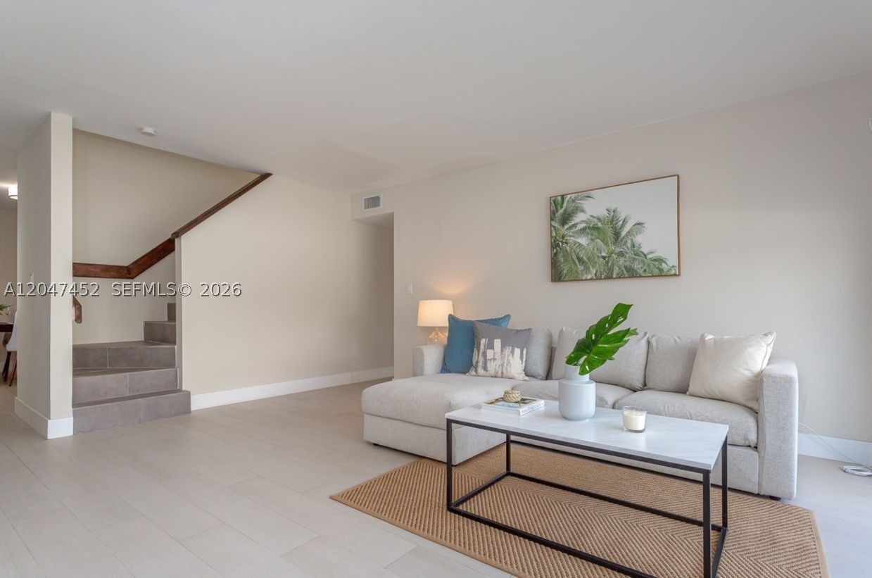 ORDUNA COURT CONDO - Residential Lease