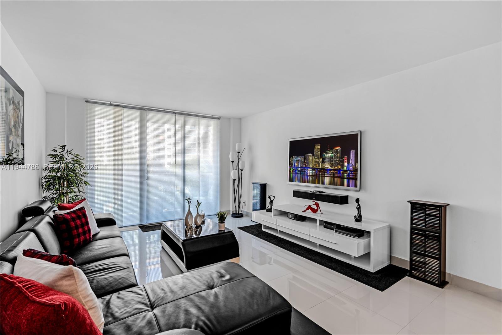 OCEANVIEW BUILDING B COND - Residential