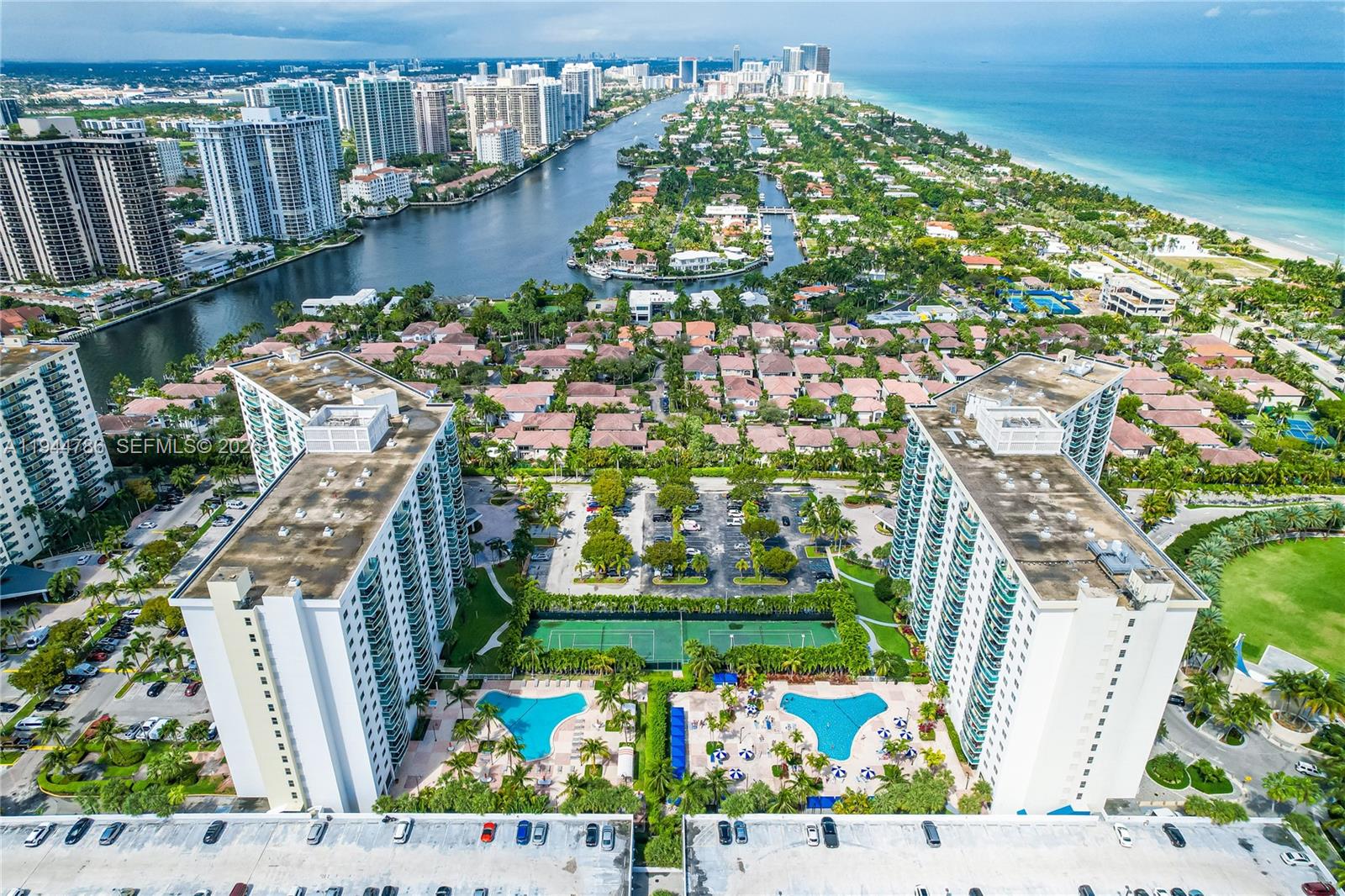 OCEANVIEW BUILDING B COND - Residential