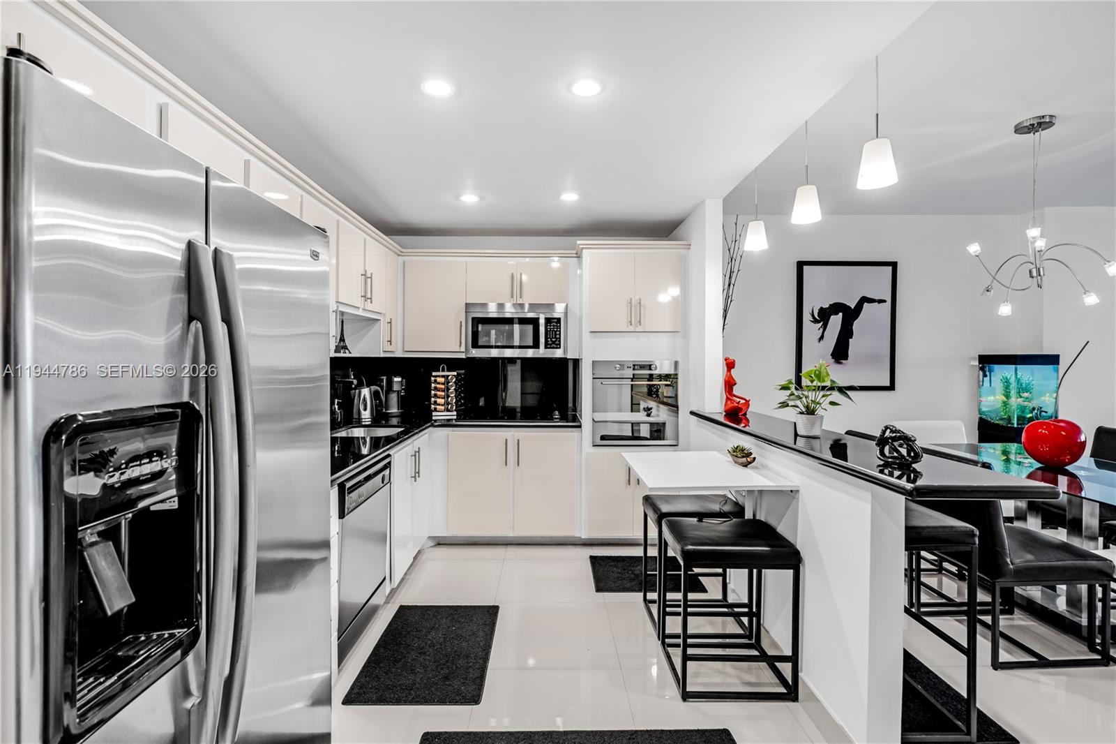 OCEANVIEW BUILDING B COND - Residential