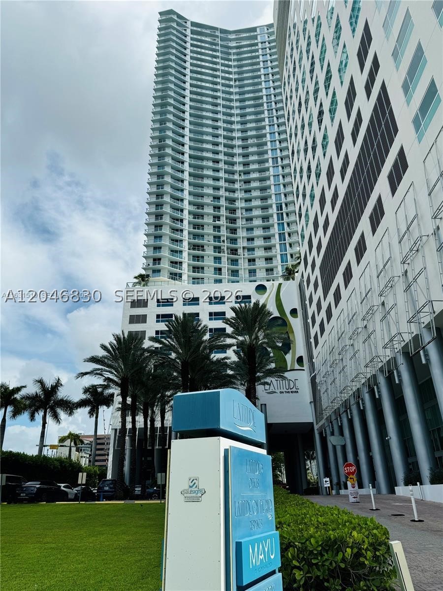 LATITUDE ON THE RIVER CON - Residential Lease
