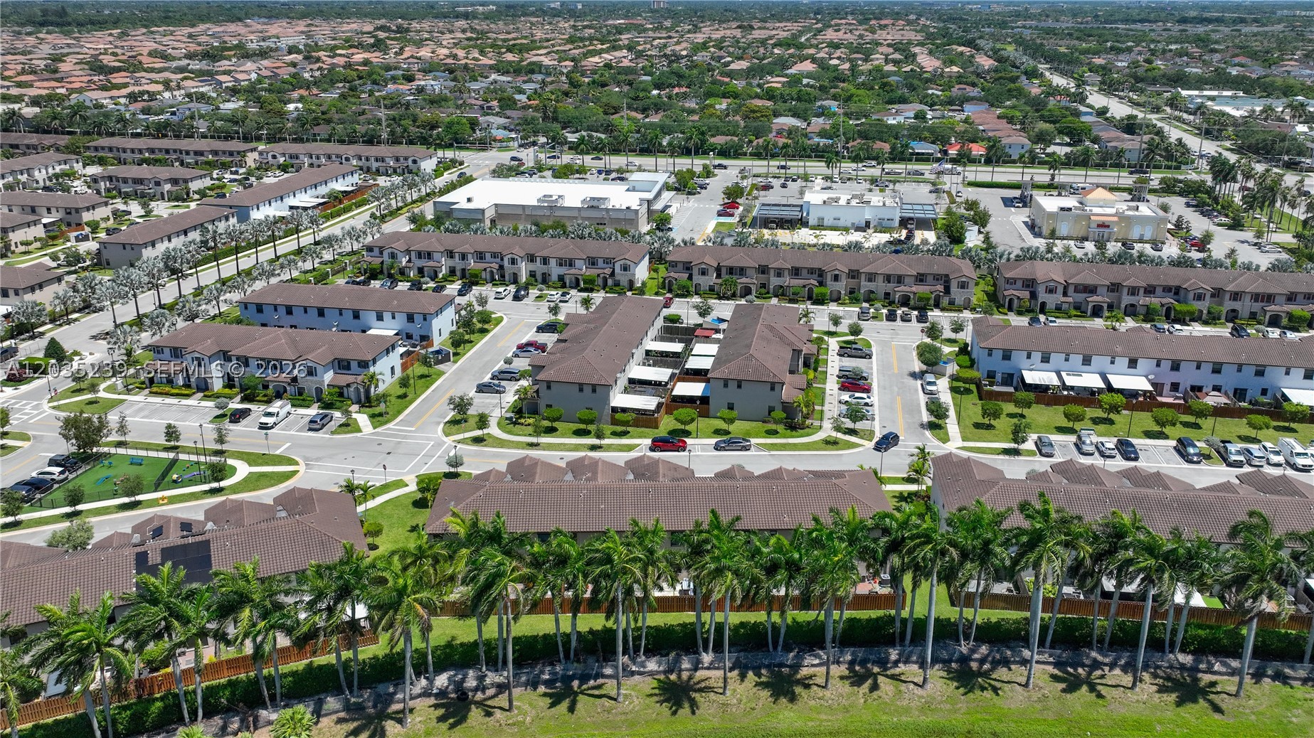 COCO PALM VILLAS - Residential