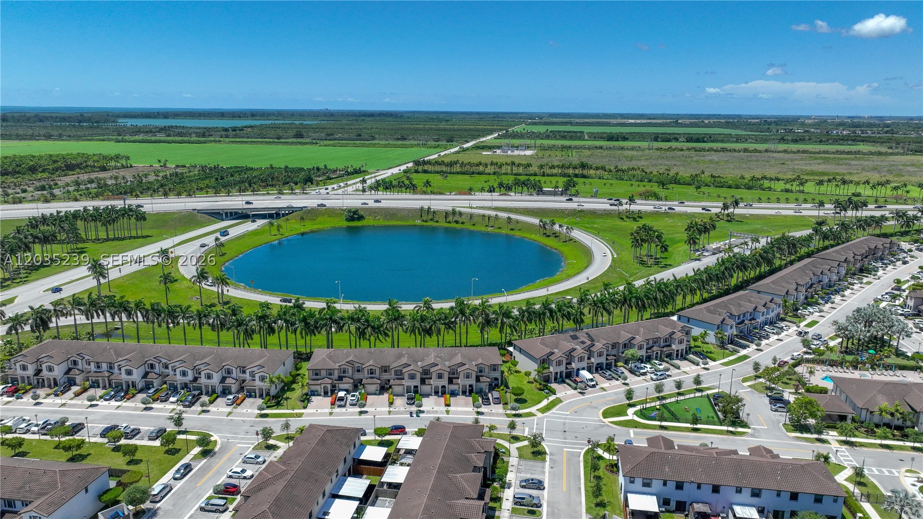 COCO PALM VILLAS - Residential