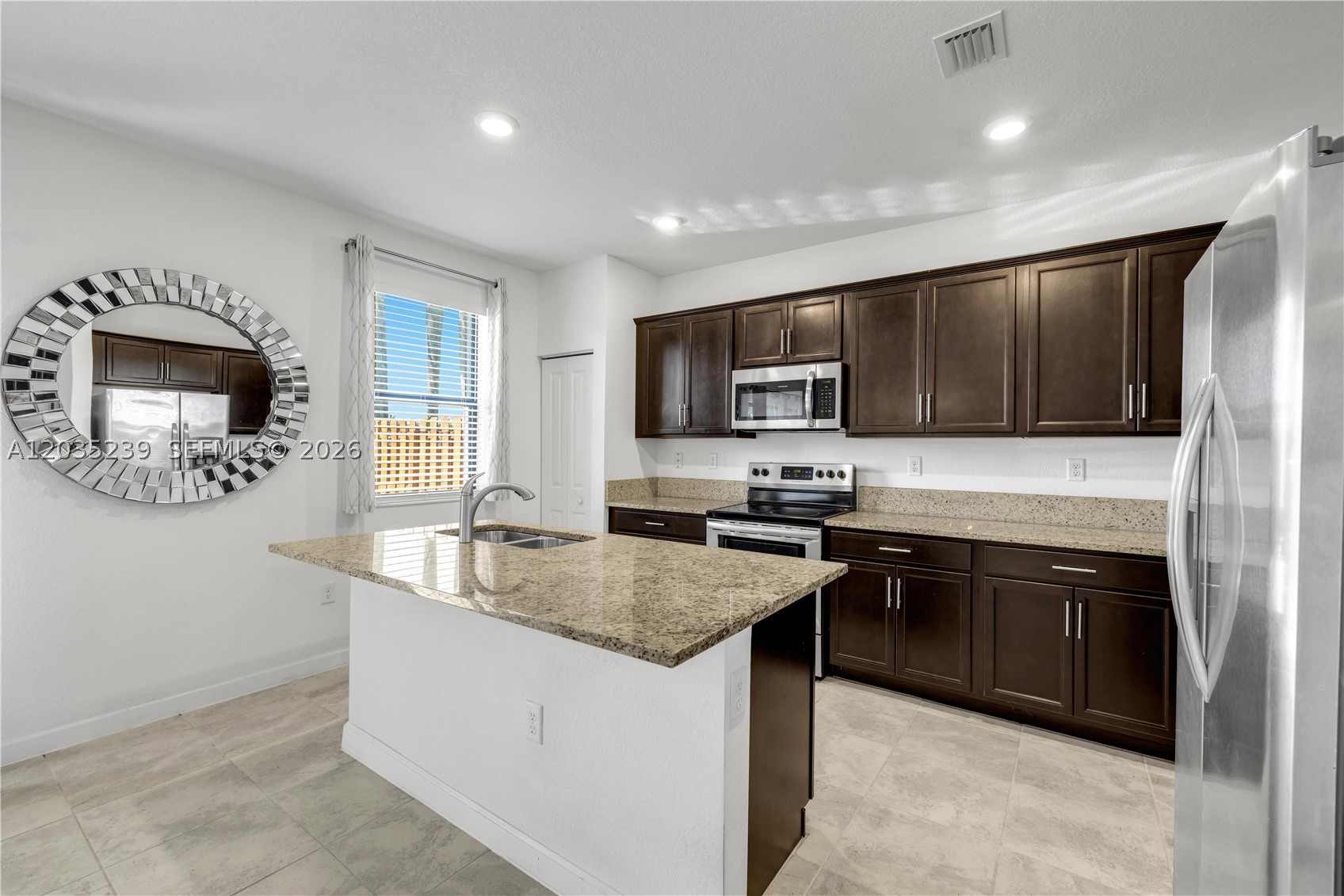 COCO PALM VILLAS - Residential