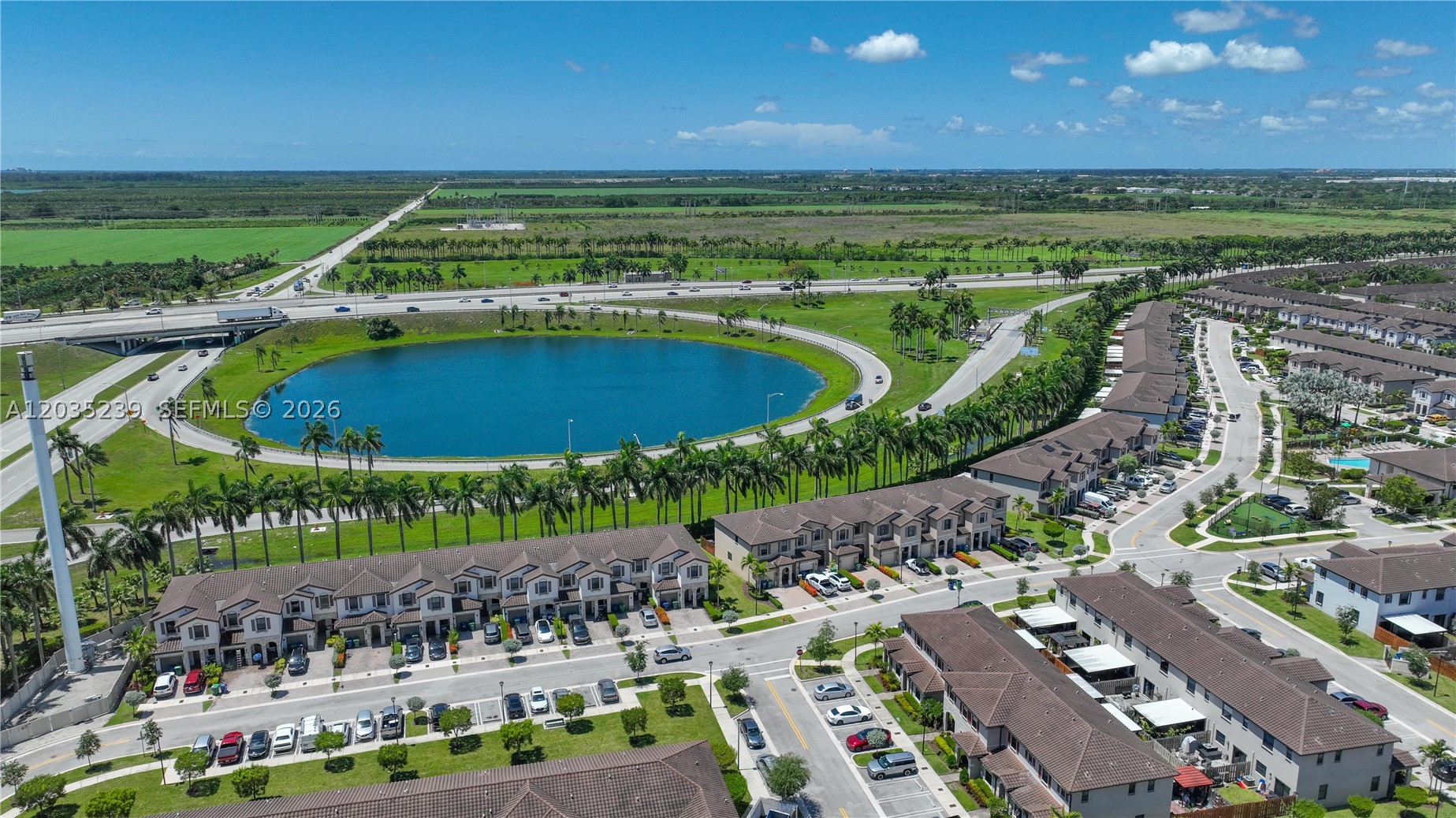 COCO PALM VILLAS - Residential