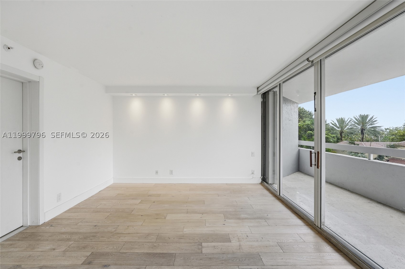 IMPERIAL AT BRICKELL COND - Residential