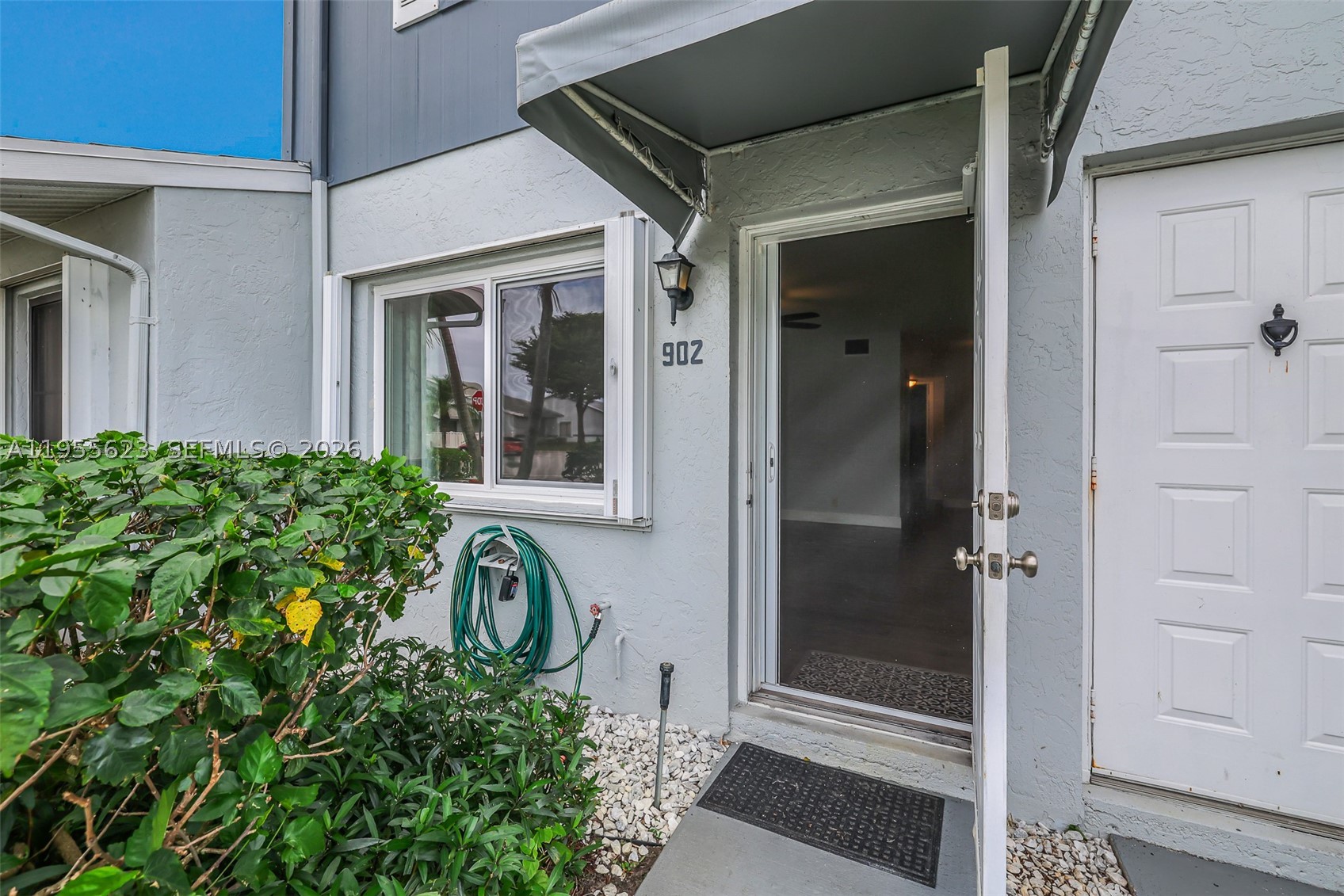 ARBOURS OF THE PALM BEACH - Residential