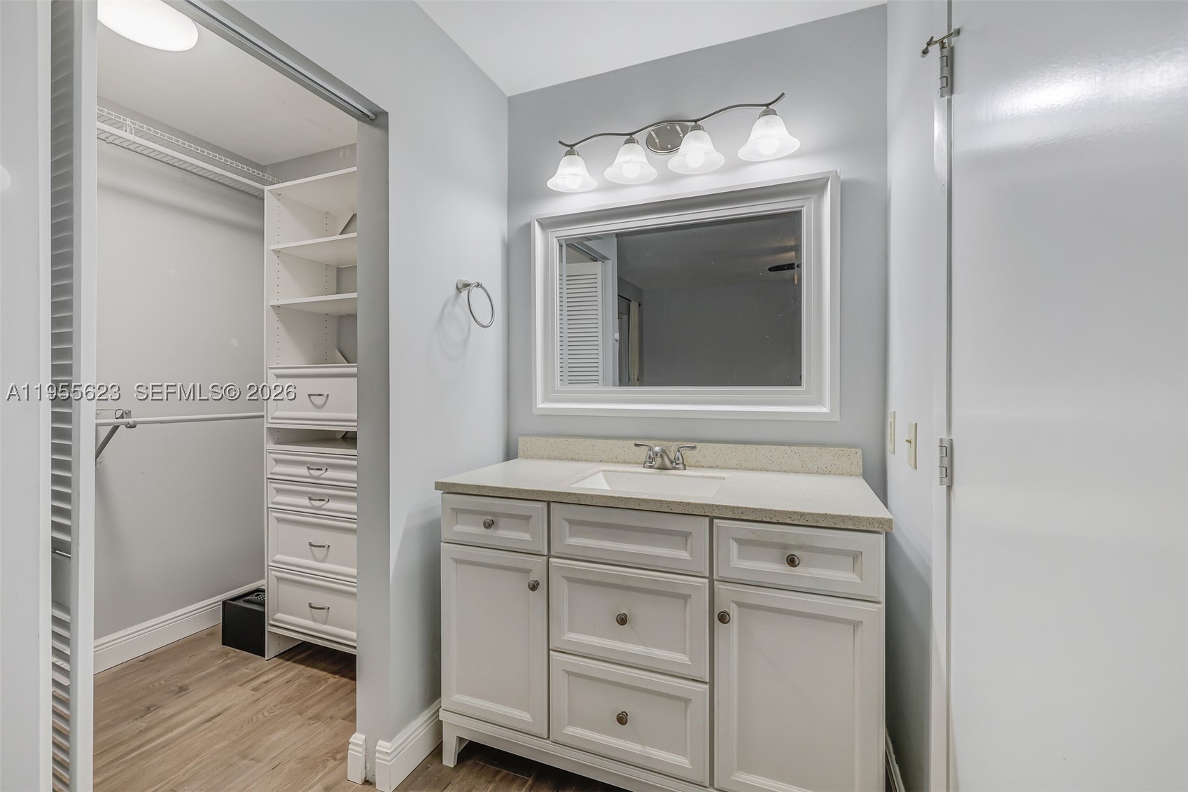 ARBOURS OF THE PALM BEACH - Residential
