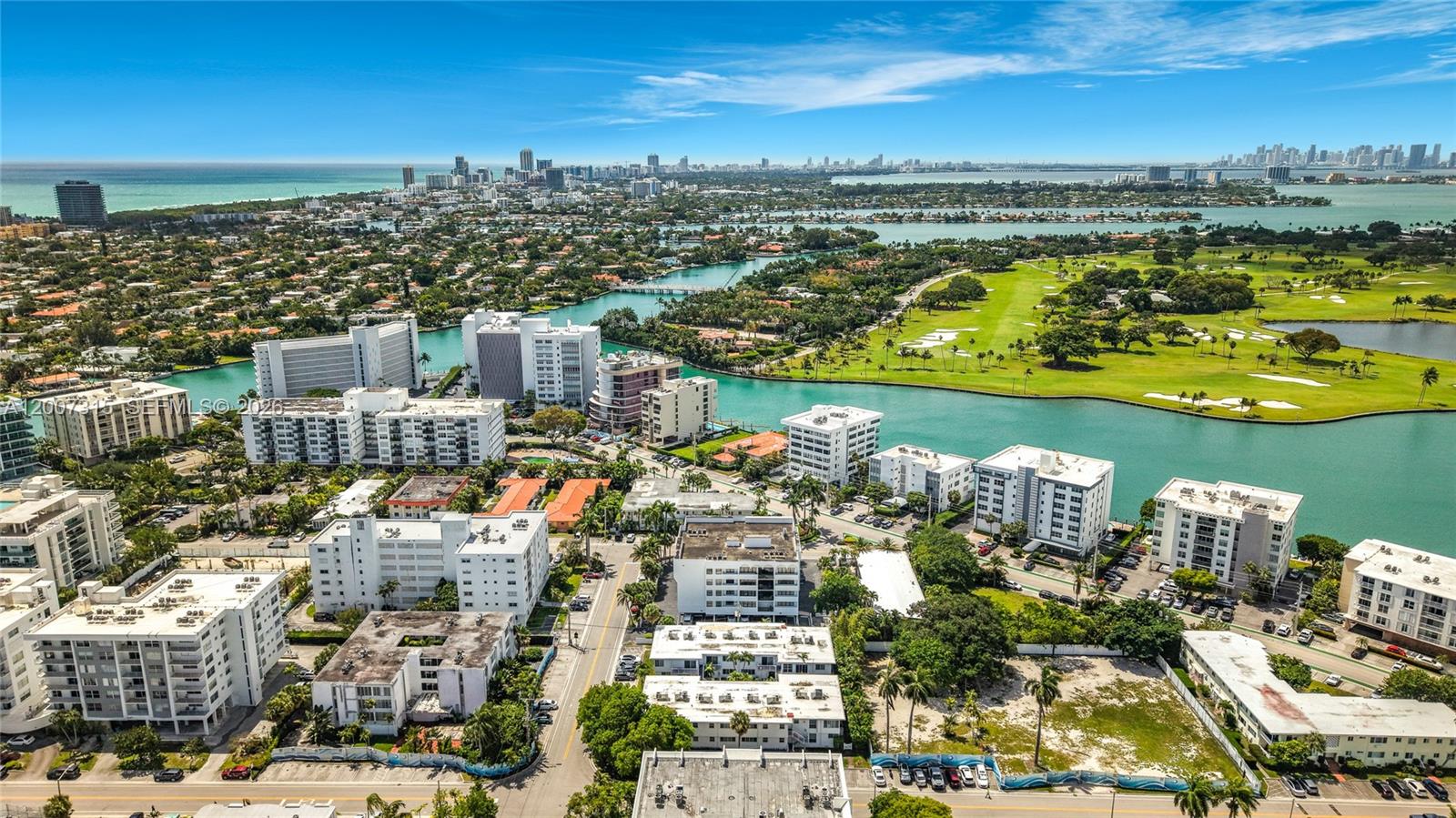 SOUTHERN STAR CONDO - Residential