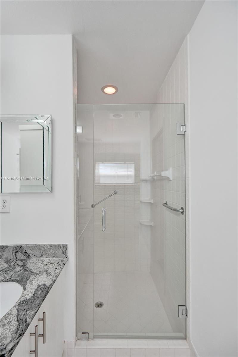 EMERALD POINTE 2 - Residential