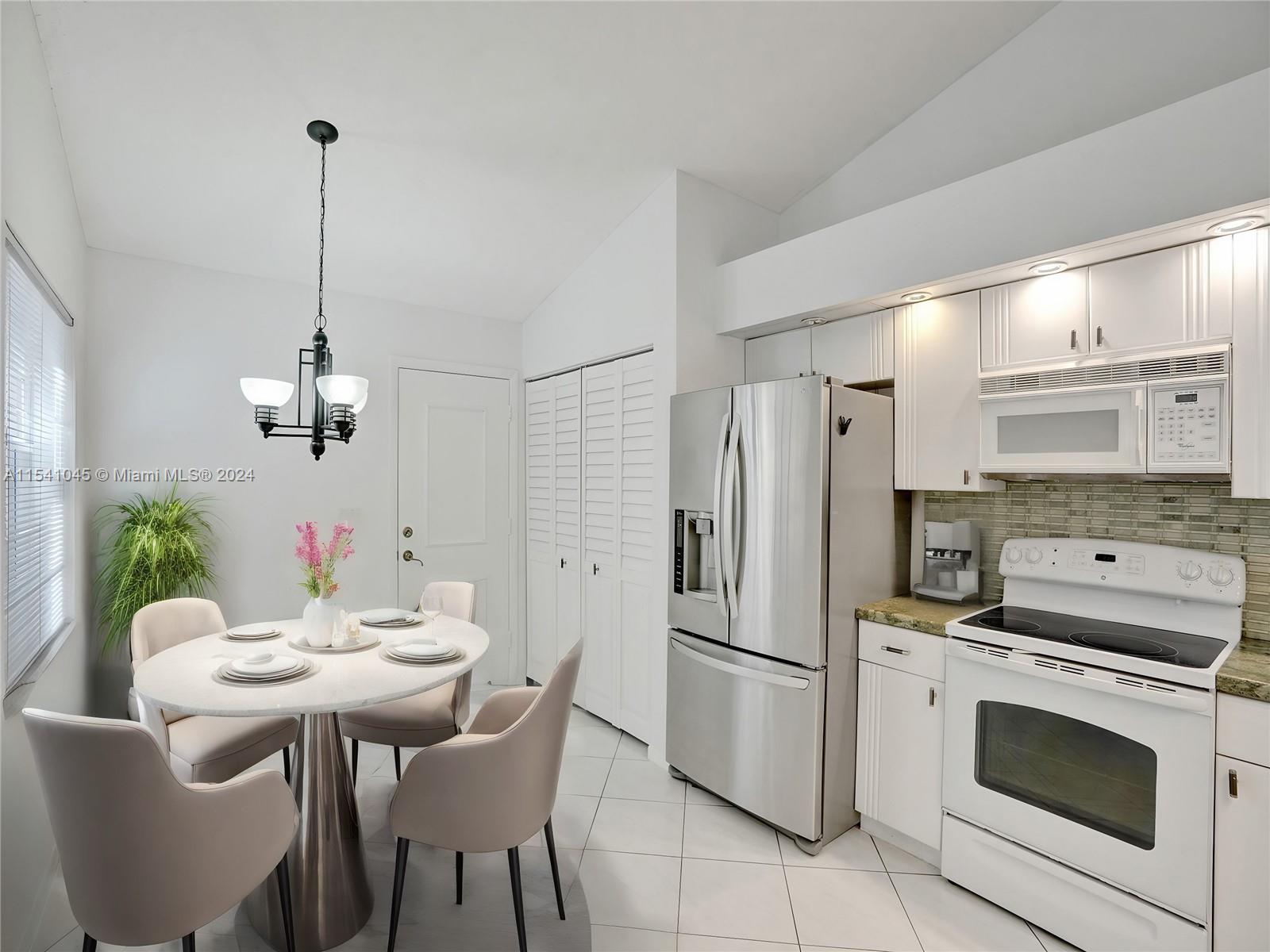 EMERALD POINTE 2 - Residential