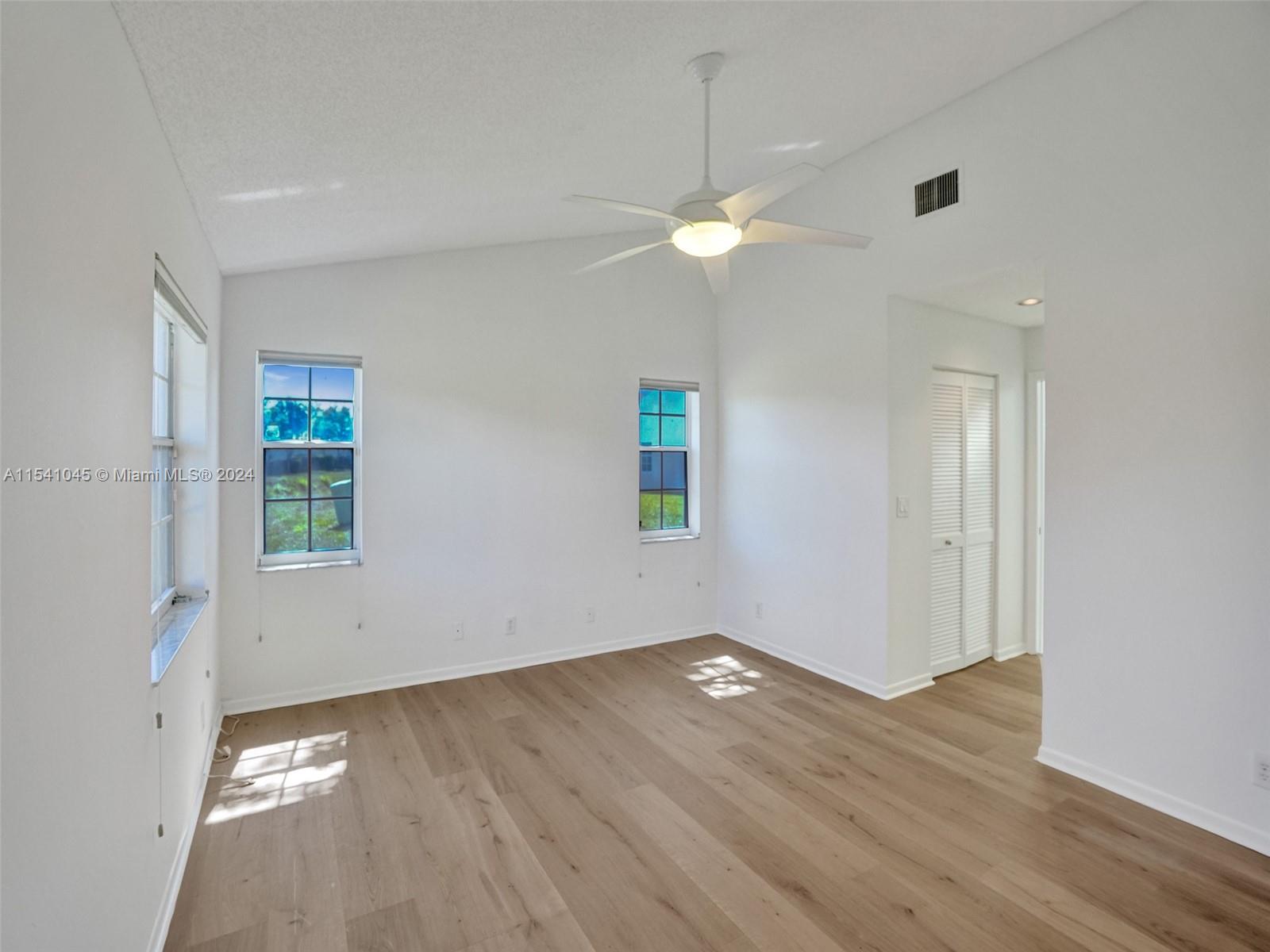 EMERALD POINTE 2 - Residential