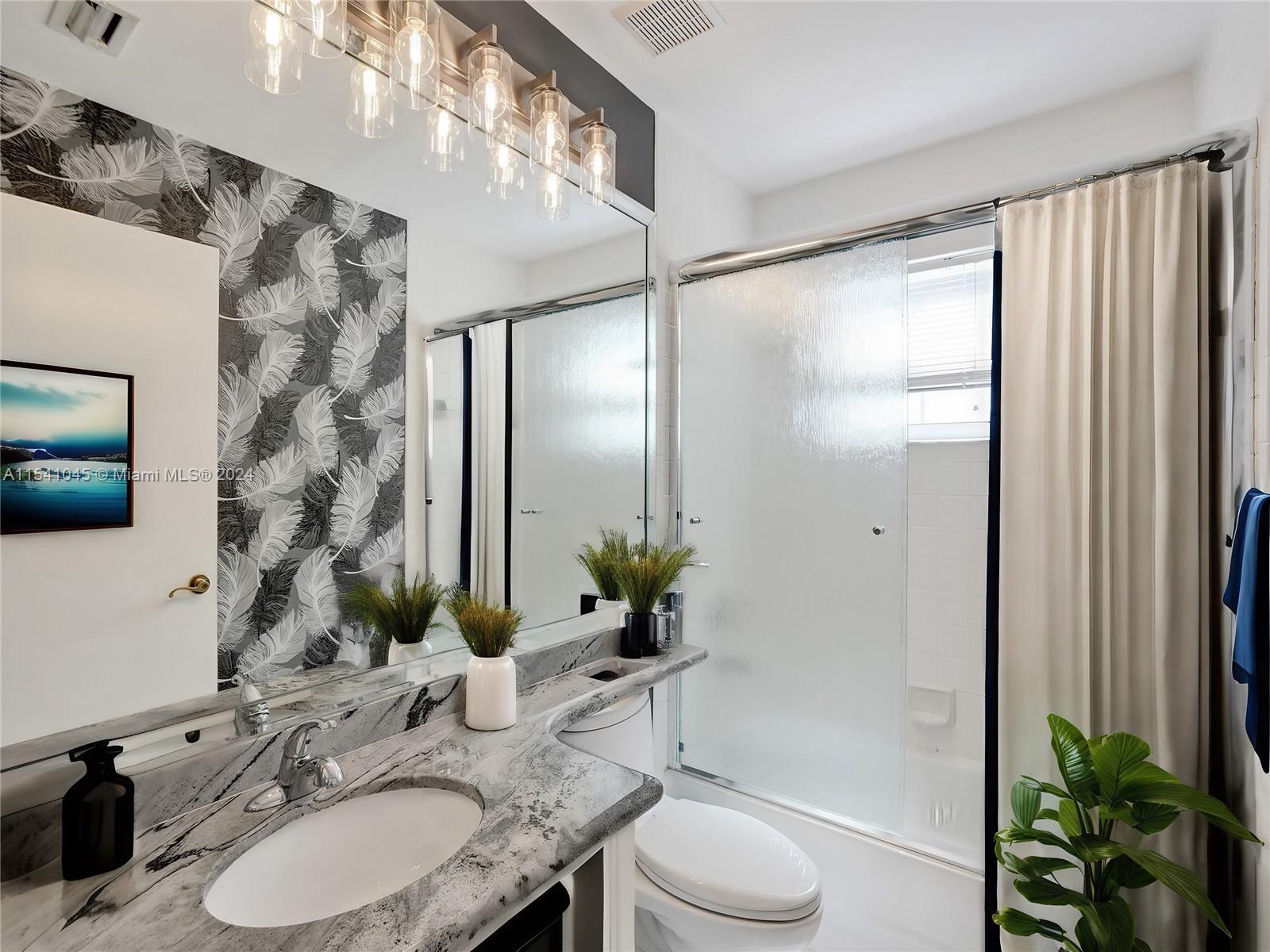 EMERALD POINTE 2 - Residential