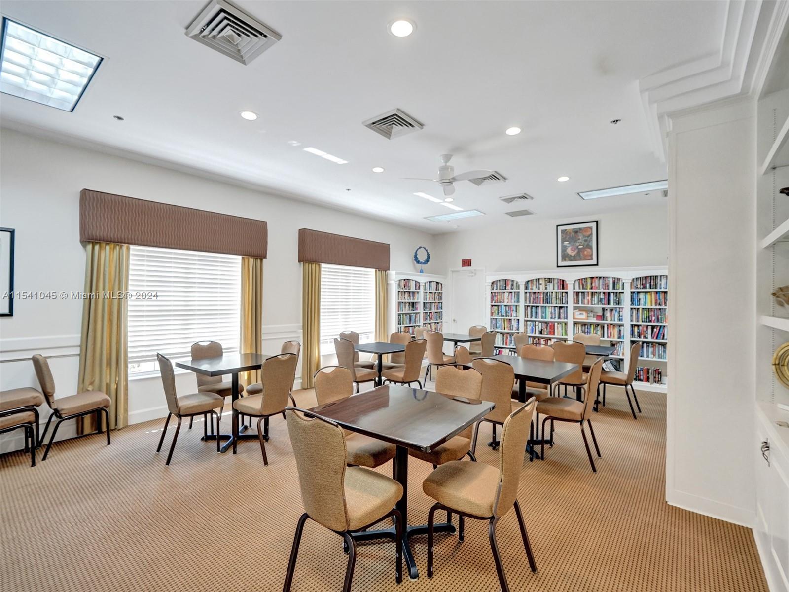 EMERALD POINTE 2 - Residential