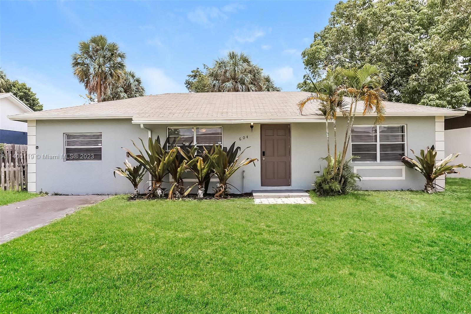 NORTH LAUDERDALE VILLAGE - Residential Lease