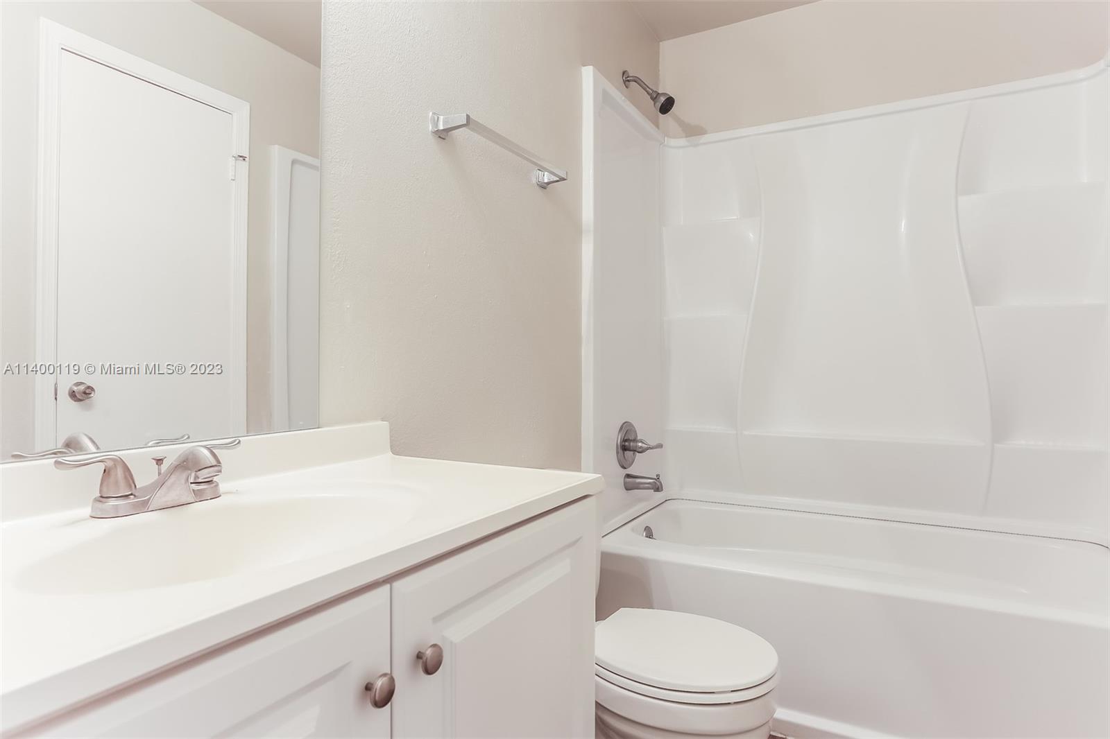 NORTH LAUDERDALE VILLAGE - Residential Lease