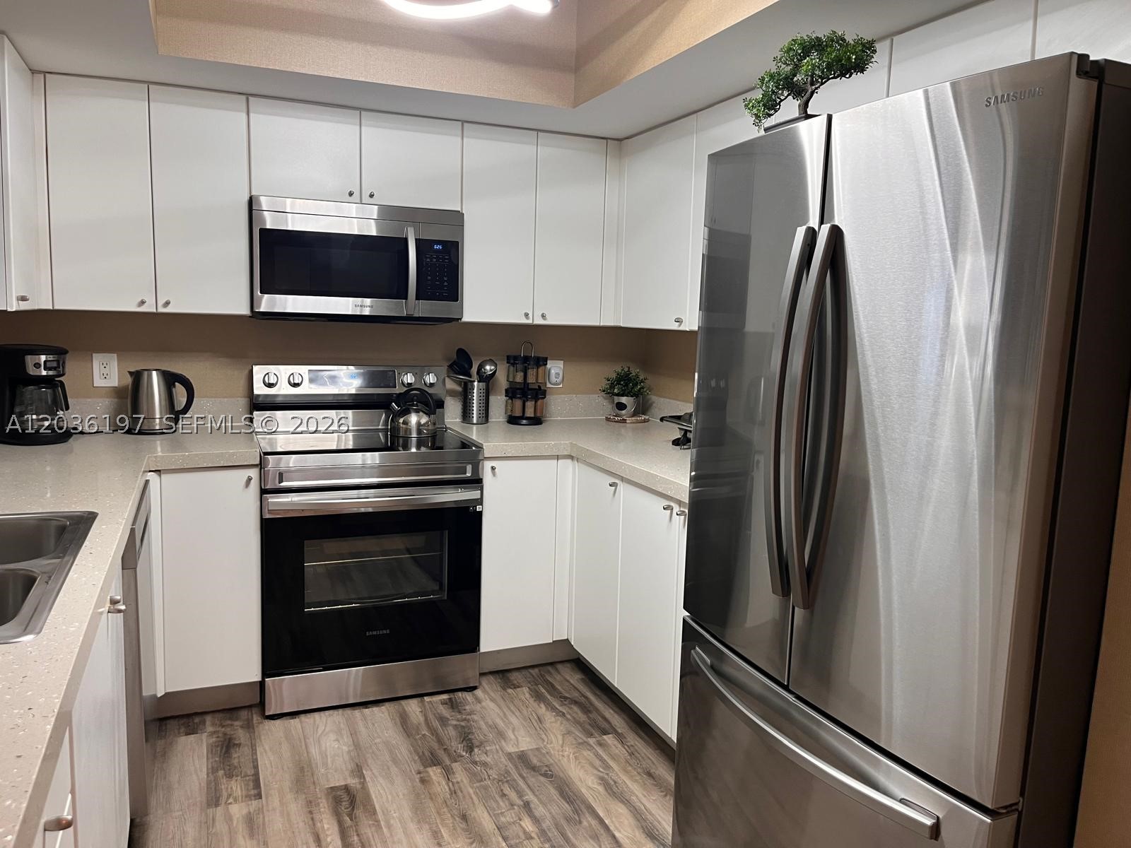 OCEAN POINT BEACH CLUB CO - Residential