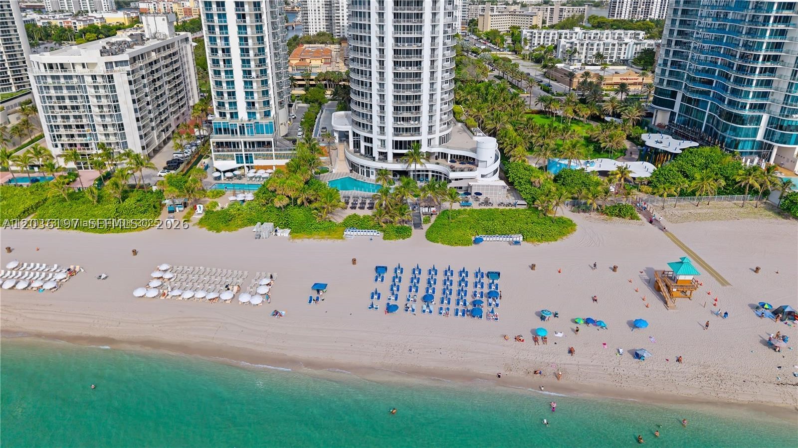 *** EXTRAORDINARY OCEAN FRONT CONDO RESIDENCE IN SUNNY ISLES BEACH *** LARGE 1/1 TOTALLY FURNISHED AND EQUIPPED ***PERFECT AS A VACATION HOME AND/OR INVESTMENT OPPORTUNITY! *** ENJOY BREATHTAKING OCEAN VIEWS FROM THIS FULL-SERVICE LUXURY PROPERTY FEATURING WORLD-CLASS AMENITIES, INCLUDING:FULL-SERVICE POOL & POOL BAR - STATE-OF-THE-ART FITNESS CENTER -  SPA - CONVENIENT ON-SITE MARKET - BEAUTY SALON - WASHER & DRYER INSIDE THE UNIT. *** CONDO FEES INCLUDE ALL UTILITIES *** A TRUE INCOME PRODUCING VACATION HOME ***