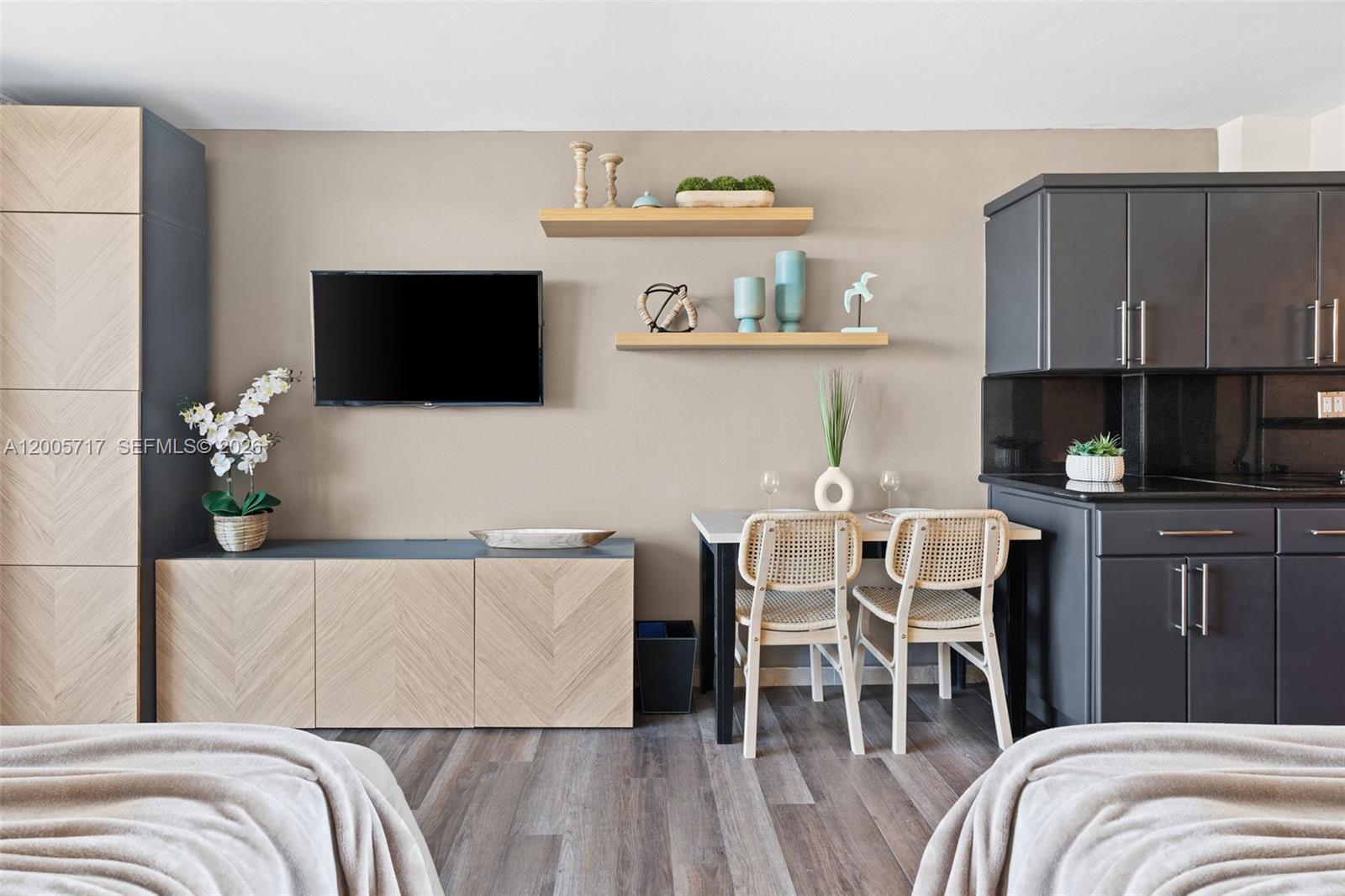 THE AVENTURA BEACH CLUB C - Residential