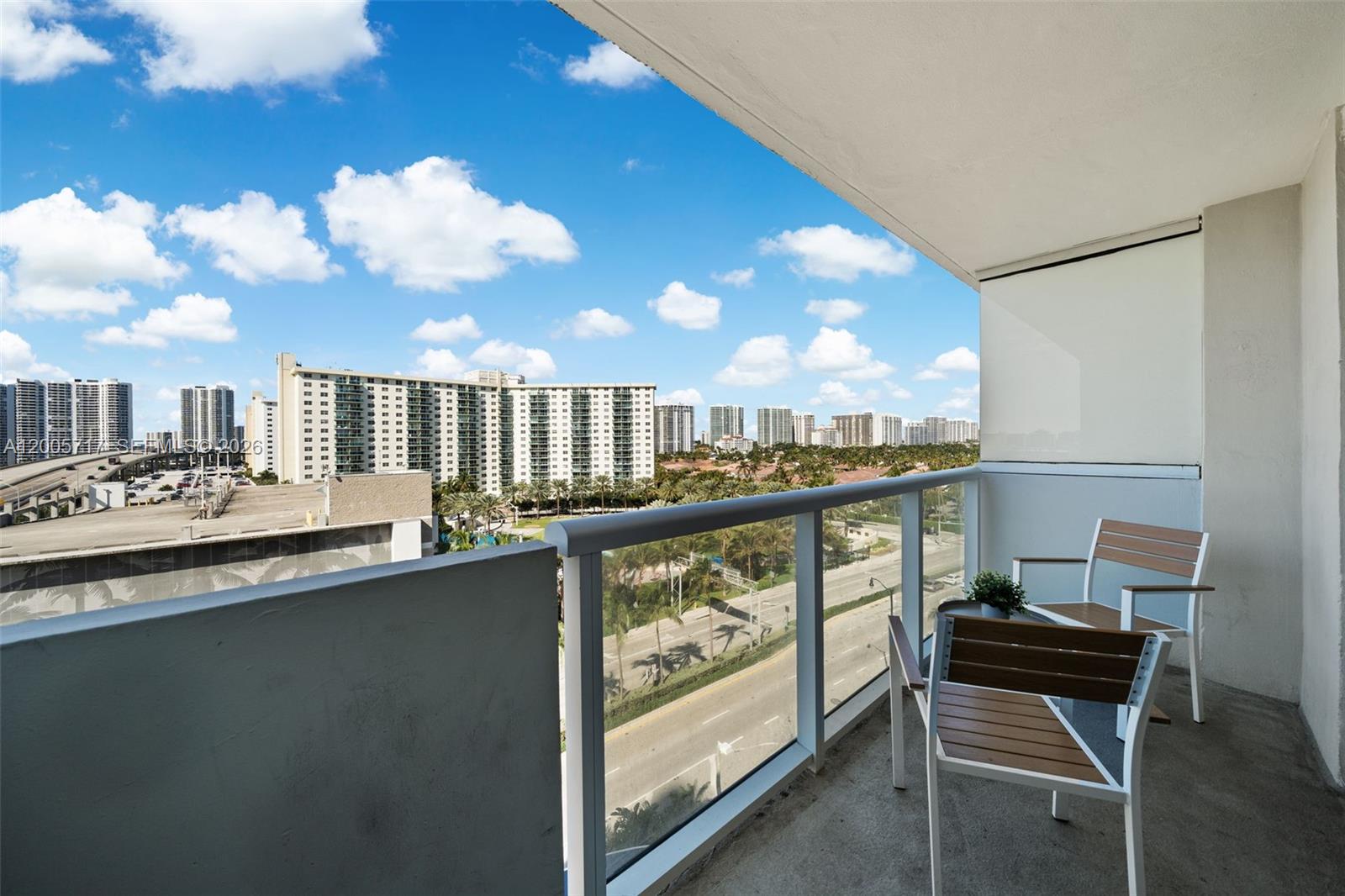 THE AVENTURA BEACH CLUB C - Residential