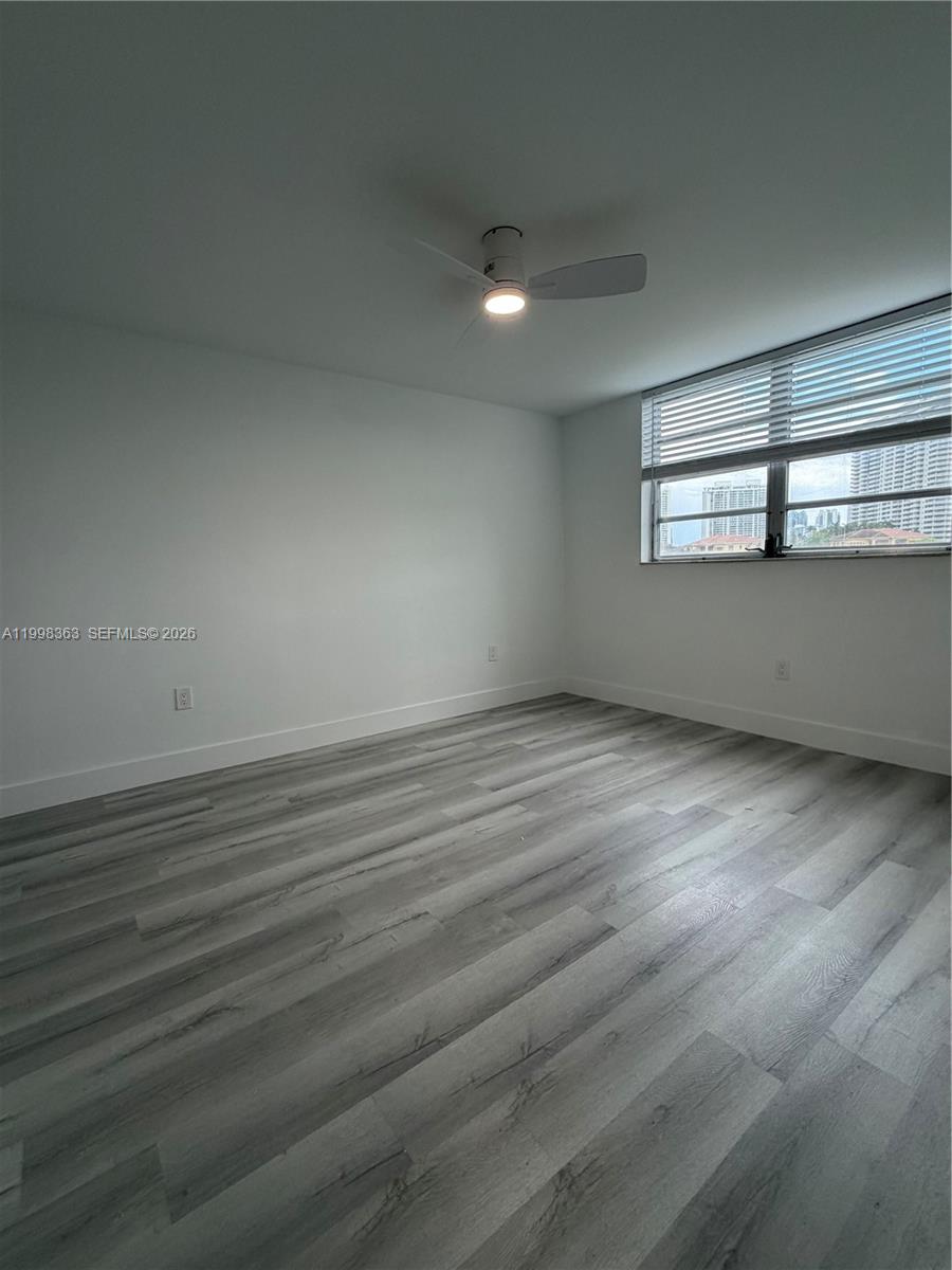 POINT EAST SEC III CONDO - Residential