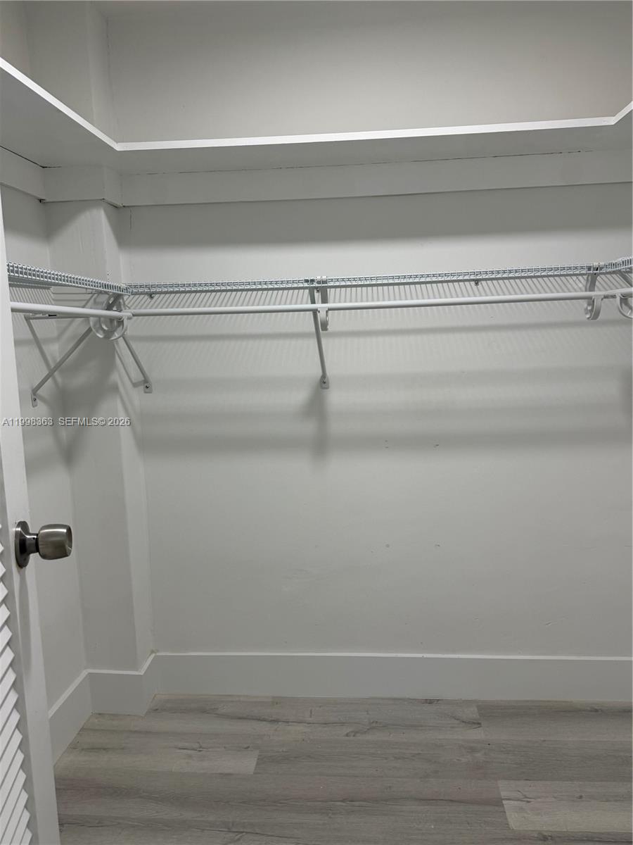 POINT EAST SEC III CONDO - Residential