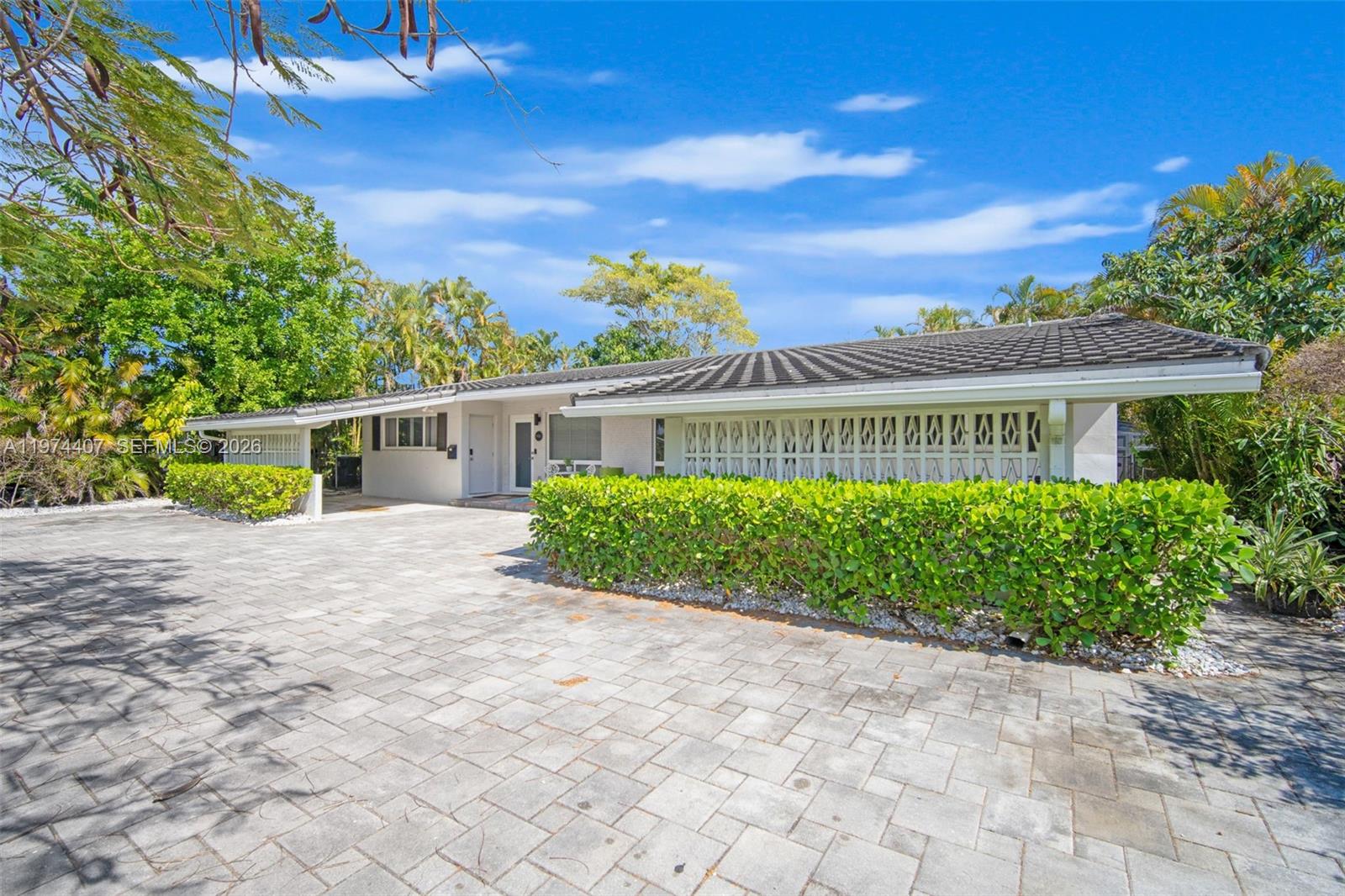 CORAL RIDGE ISLES - Residential Income