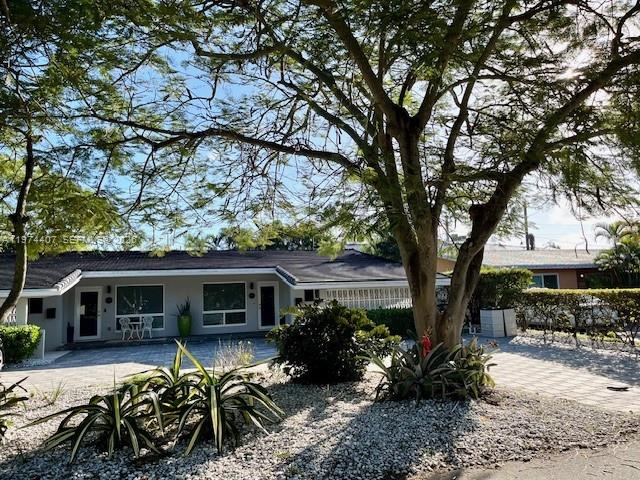 CORAL RIDGE ISLES - Residential Income