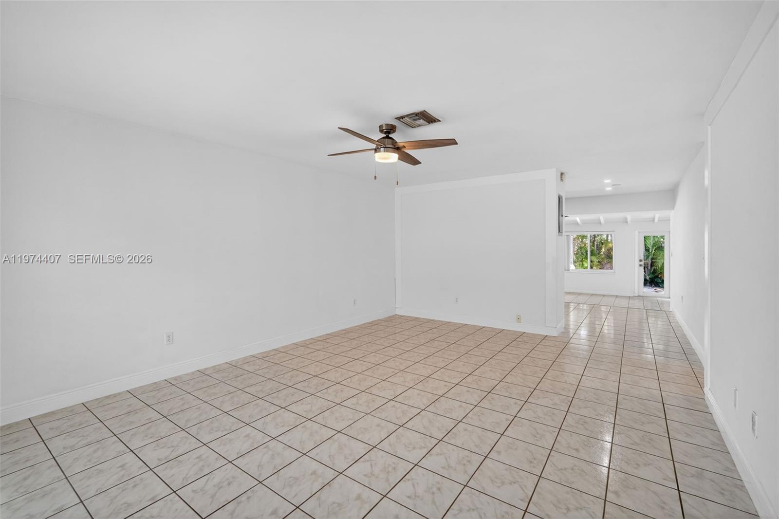 CORAL RIDGE ISLES - Residential Income