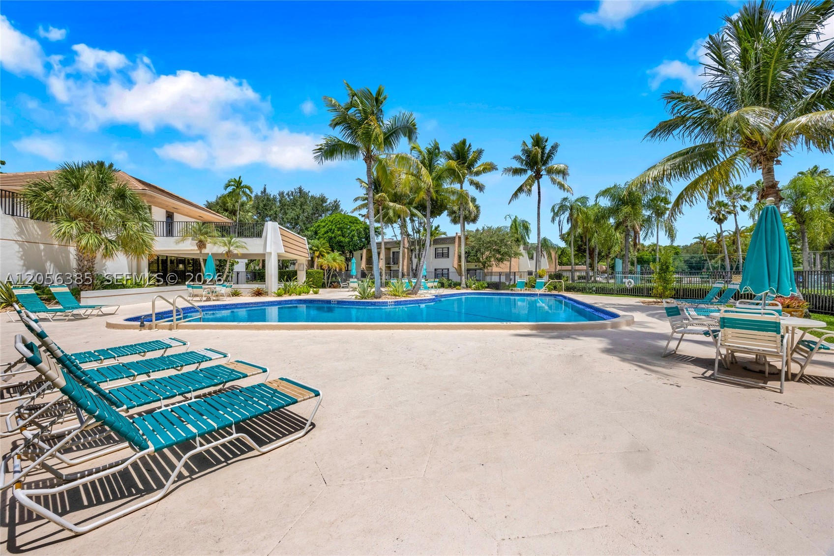 SUNRISE POINT CONDO BLDG - Residential