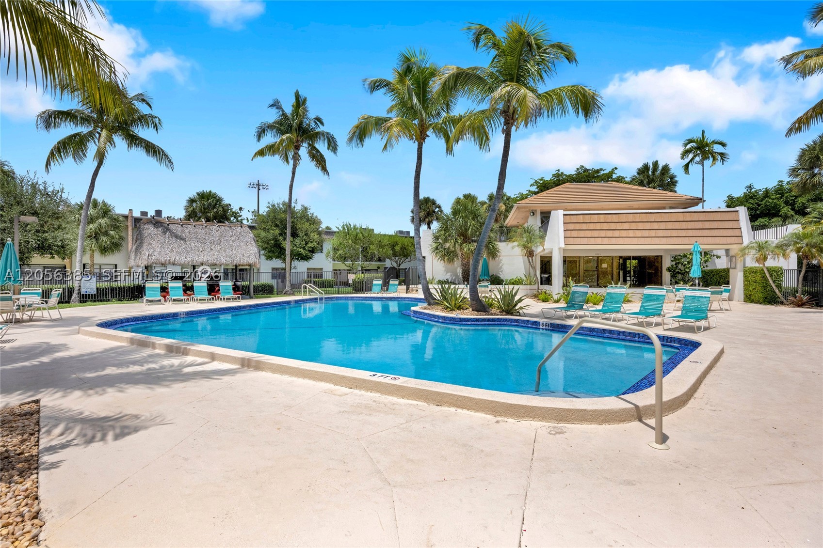 SUNRISE POINT CONDO BLDG - Residential