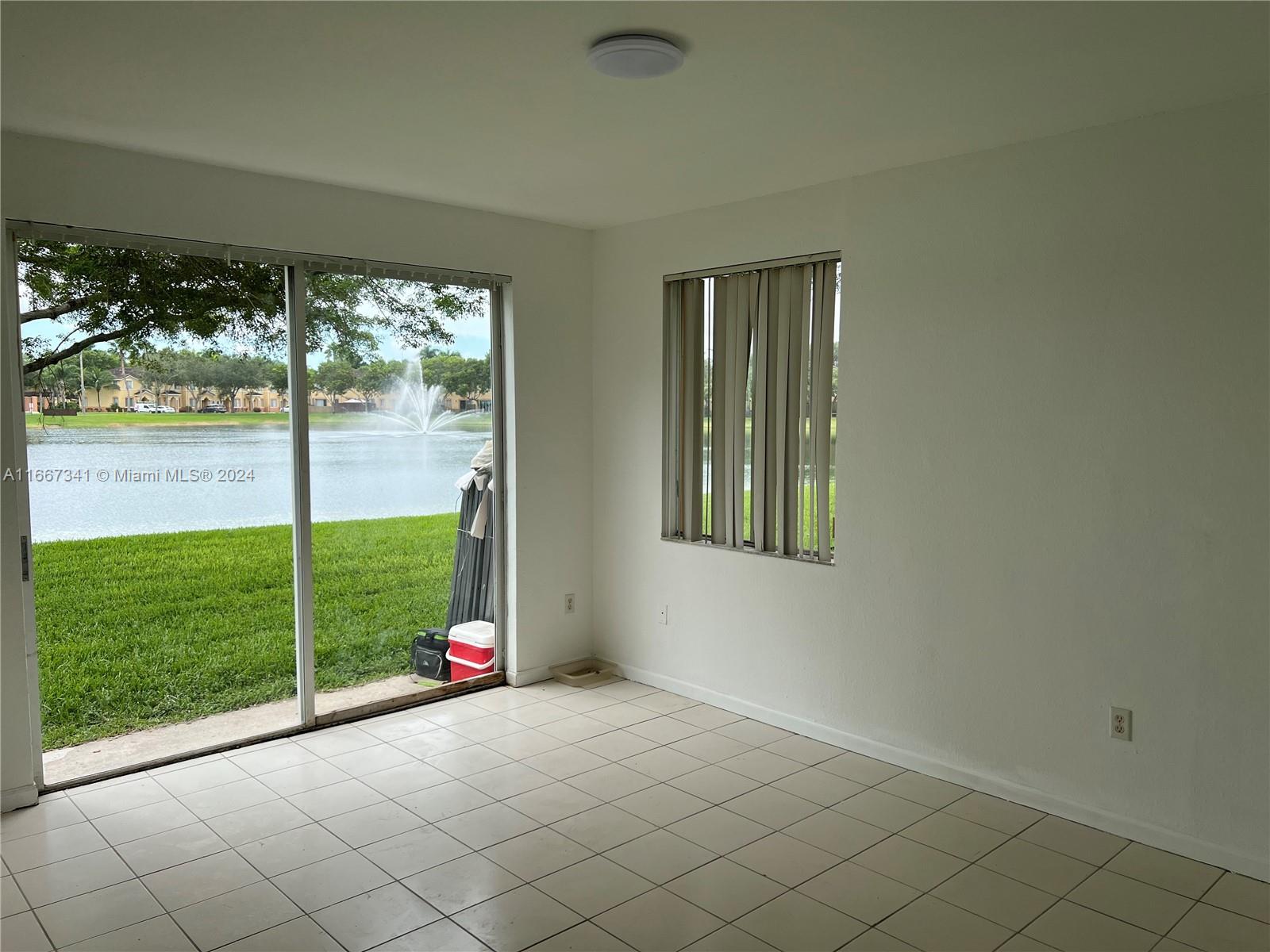 SHOMA TOWNHOMES AT KEYSCO - Residential Lease