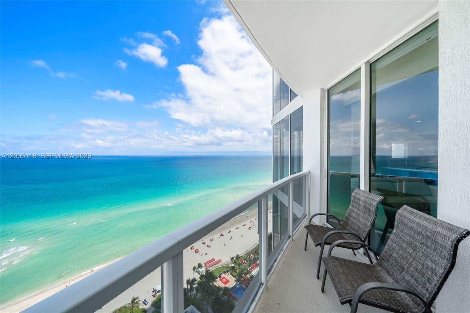TRUMP INTERNATIONAL SONES - Residential