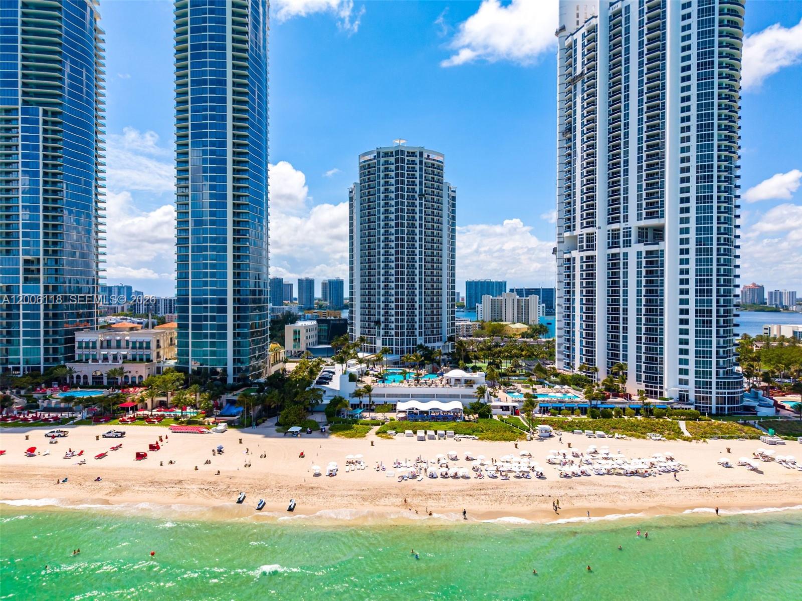 TRUMP INTERNATIONAL SONES - Residential