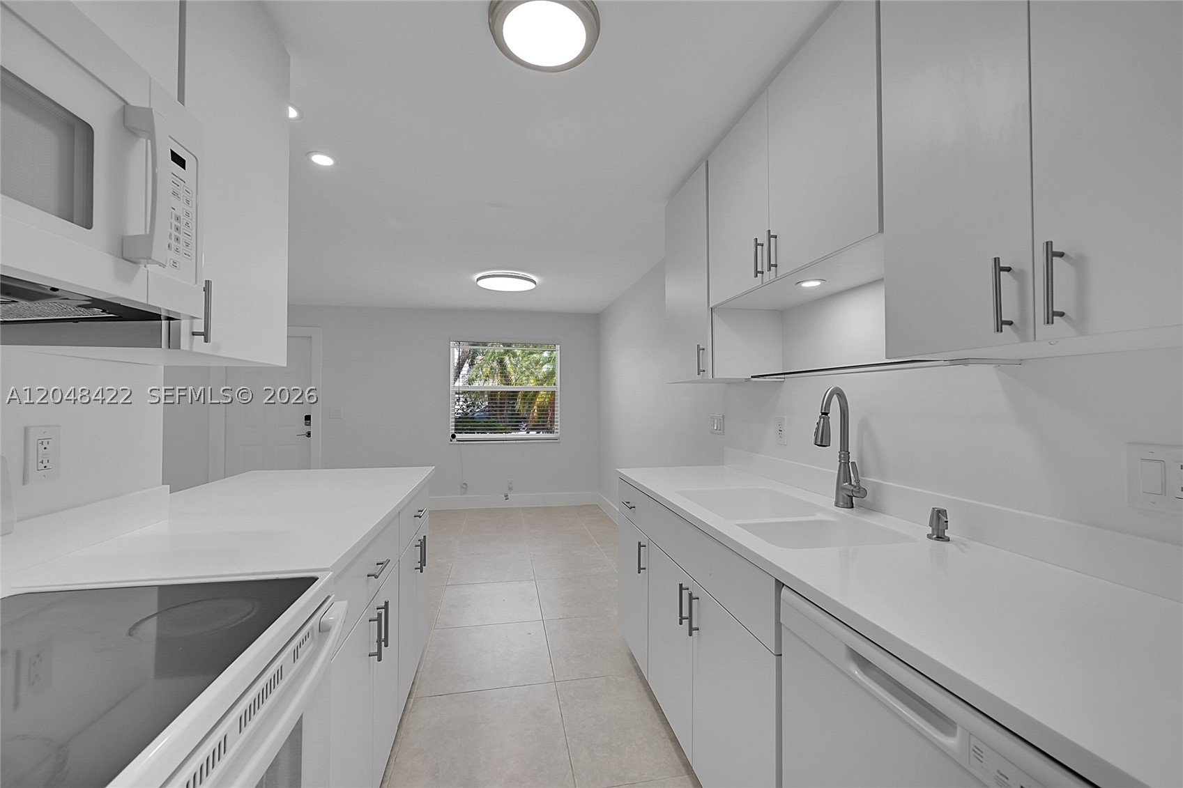 ISLAND VIEW - Residential Lease