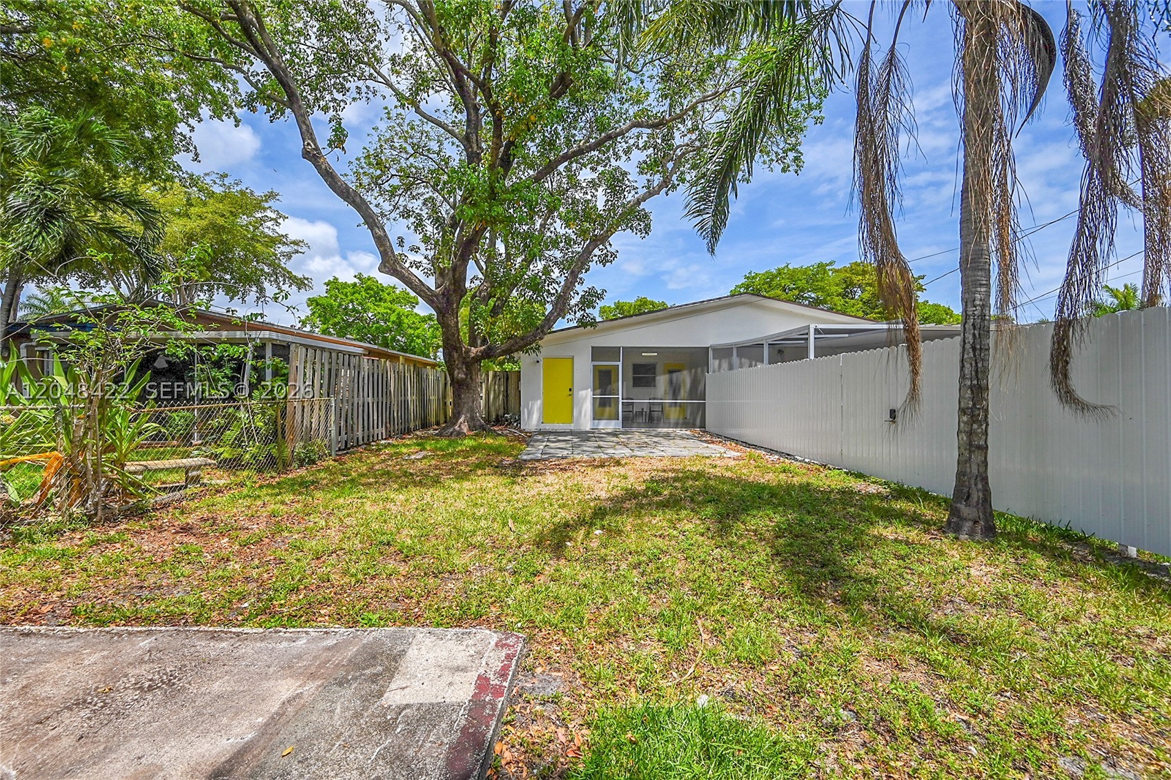ISLAND VIEW - Residential Lease