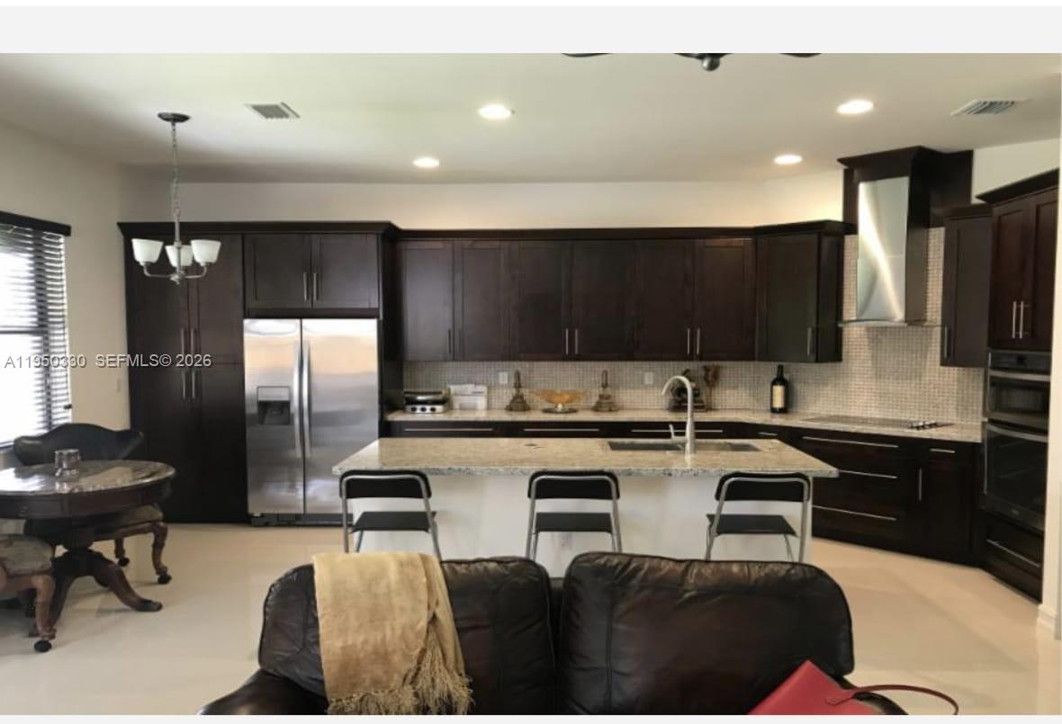LUZ MARINA SUBDIVISION - Residential Lease