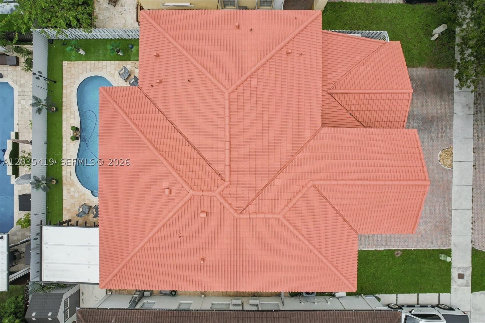 CENTURY GARDENS - Residential